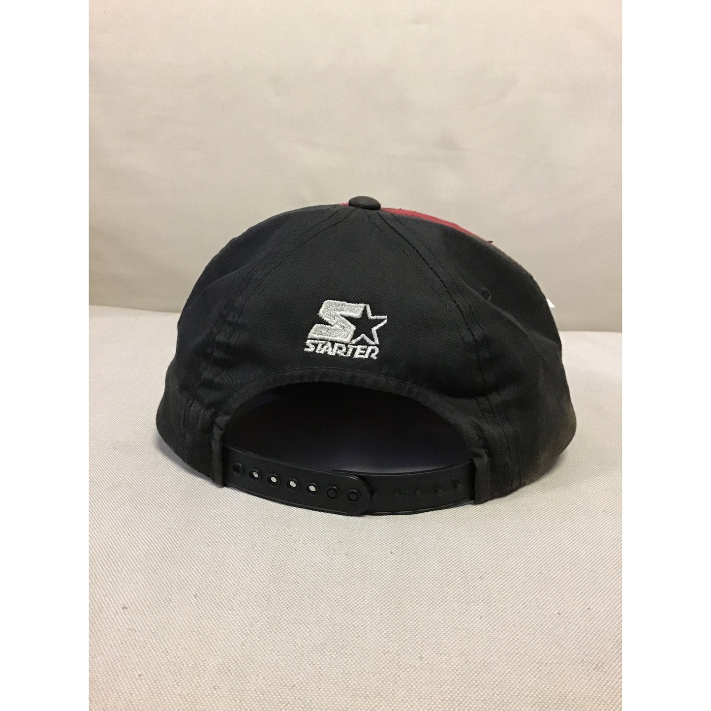 Vintage Starter NCAA Indiana Hoosiers Bubble Script Twill Snapback Hat