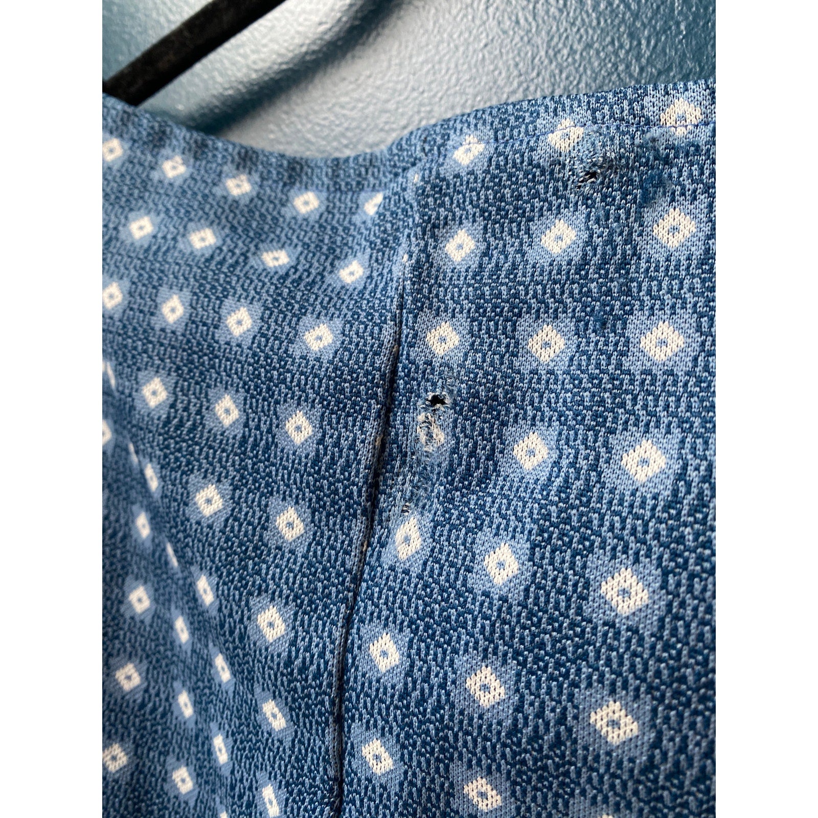 Vintage 60s Handmade Blue Jacquard Knit Top Blue White Sleeveless Size XL-XXL
