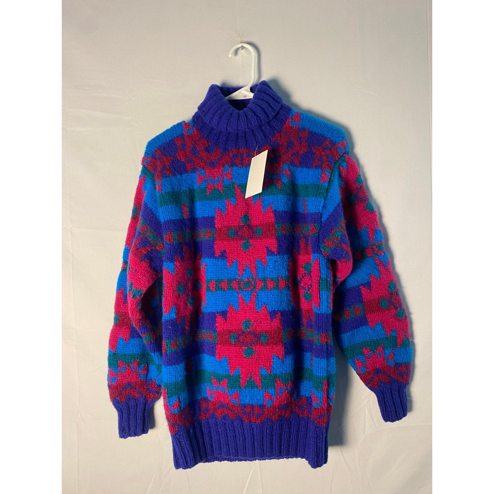 Marsh Landing Hand Knits 100% Shetland Wool Blue Red Turtleneck Sweater Medium