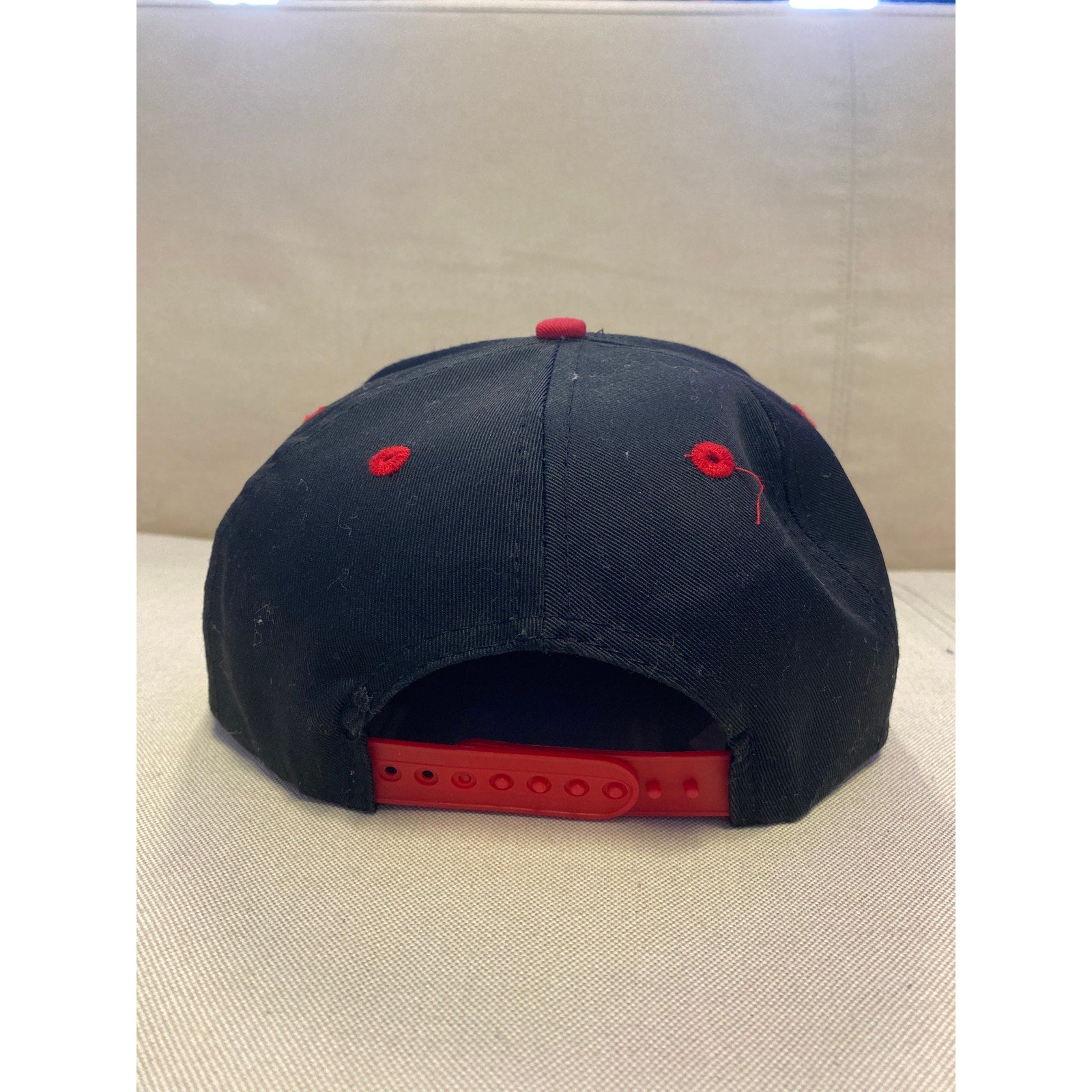 Vintage Looney Tunes Racing NASCAR Tazmanian Devil Embroidered Red Black Hat
