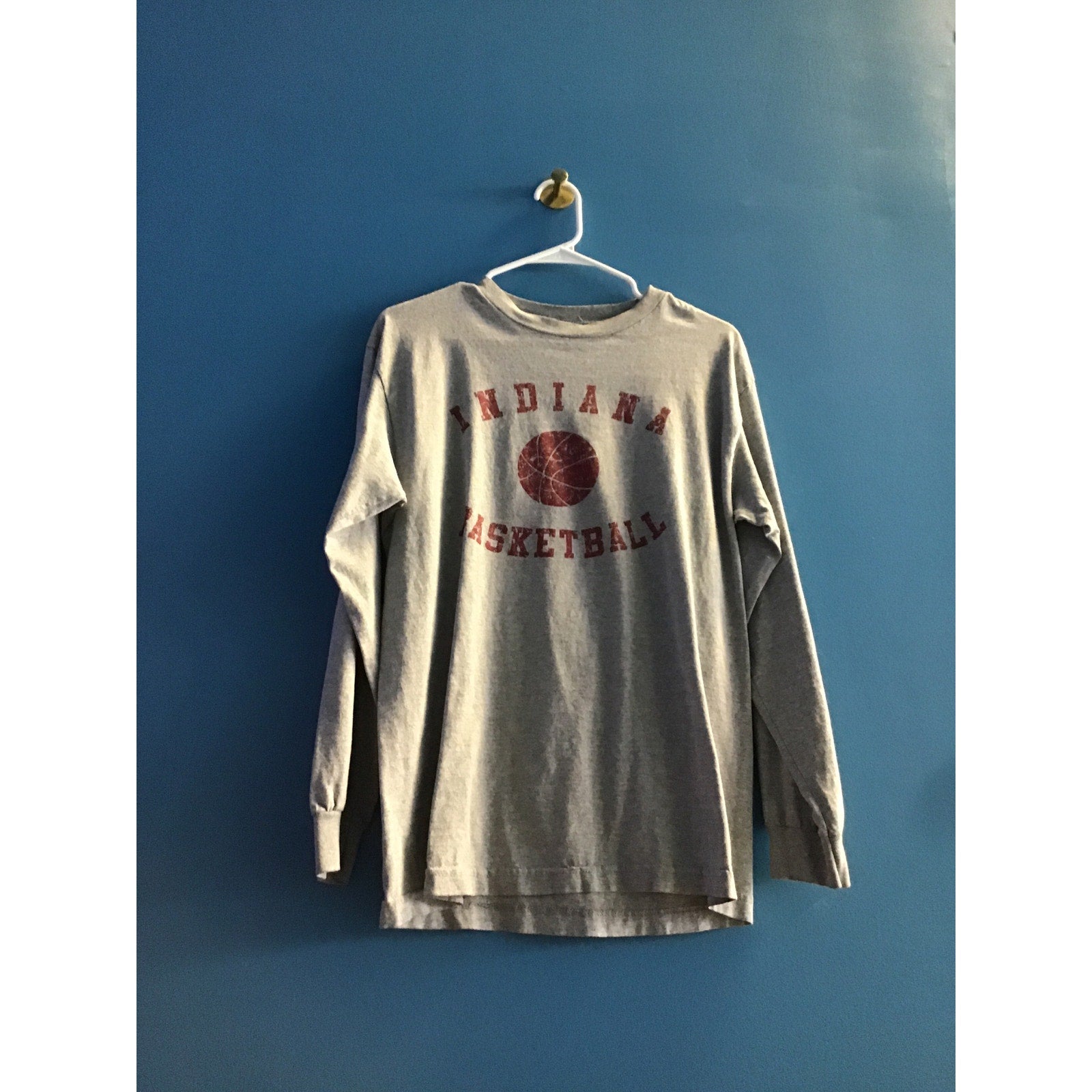 Steve & Barry's INDIANA Hoosiers BASKETBALL Gray Long Sleeve T-shirt Mens Medium