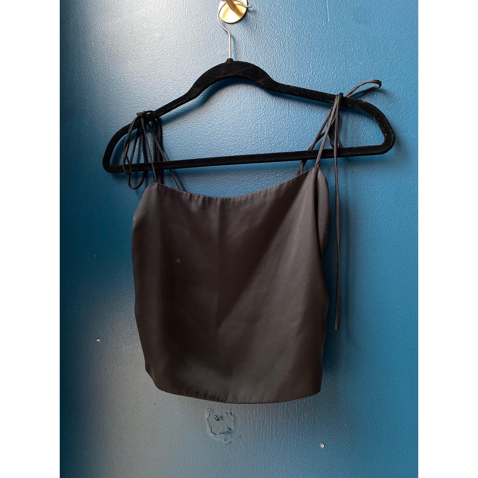 Urban Outfitters Bella Black Satin Tie Crop Top Women's Size Small