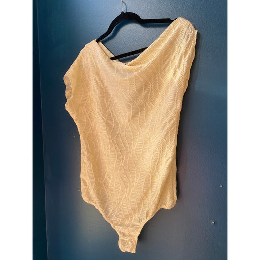 Boohoo Cream Textured One-Shoulder Bodysuit Women's Size 12 NWT