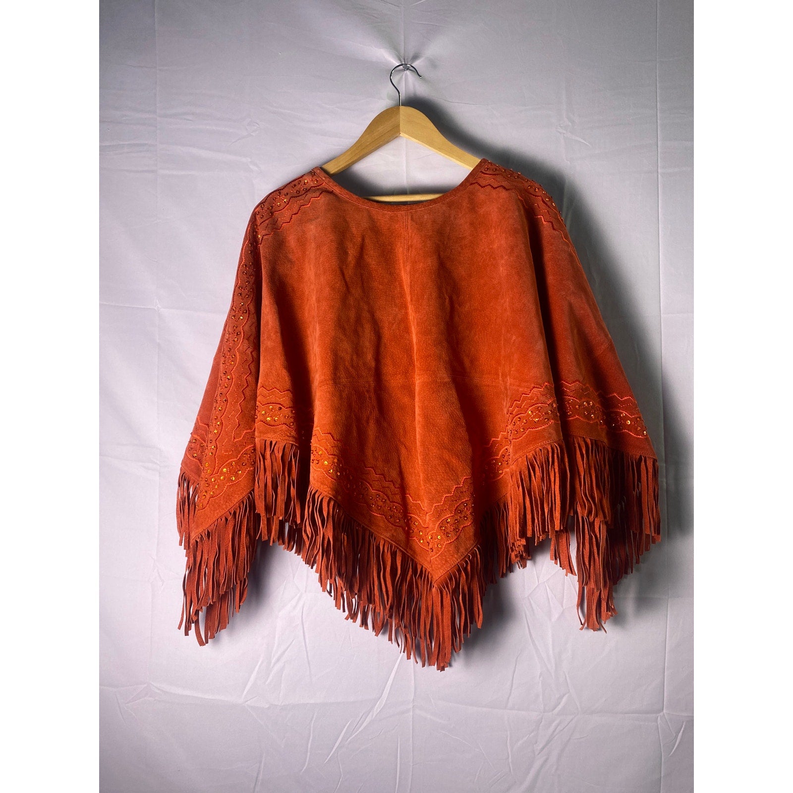 Vintage 90s Newport News Dark Pink Beaded Suede Fringe Poncho Women's Large/XL