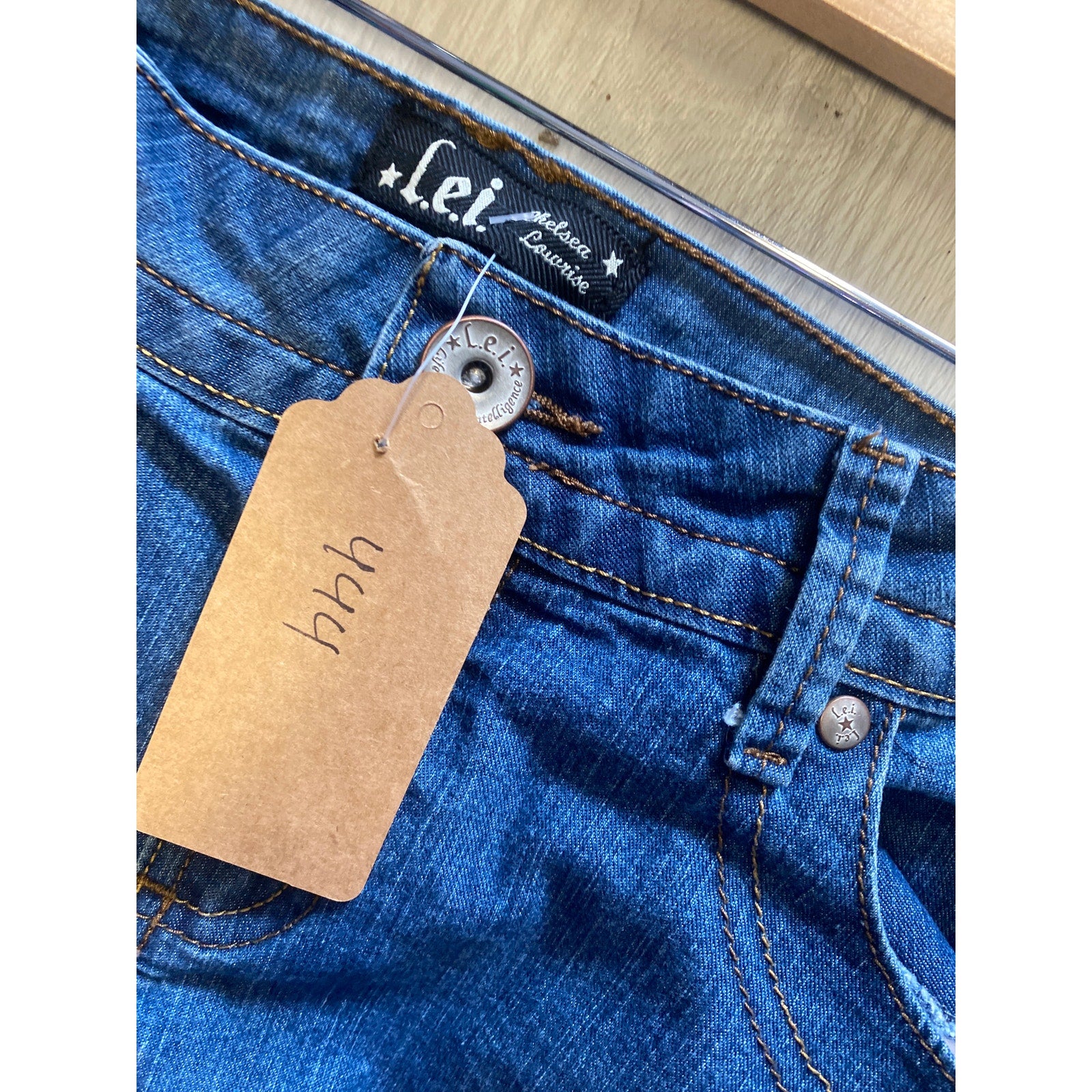 L.e.i. Blue Denim Dark Wash Chelsea Bootcut Low Rise Jeans Women's Size 11