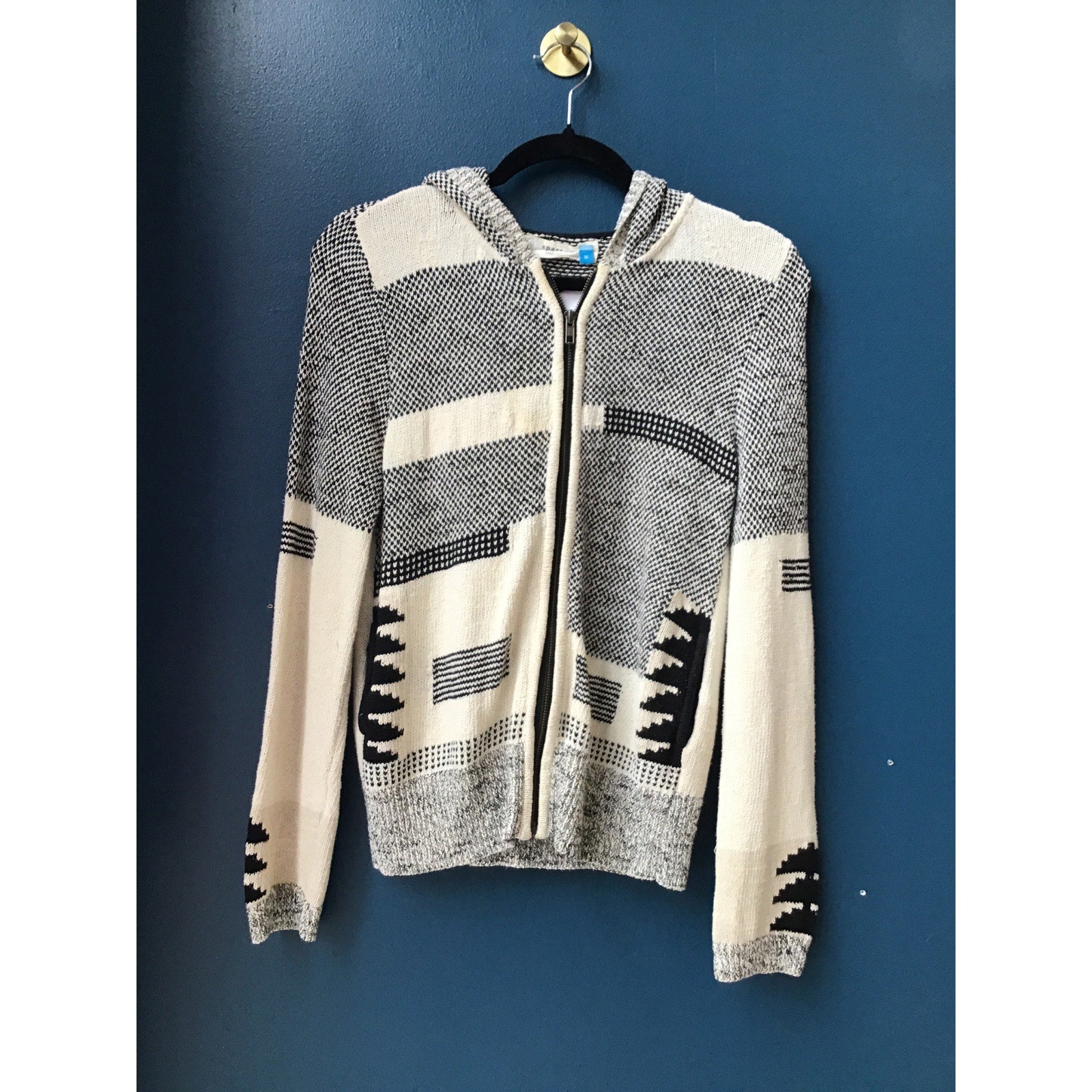 Anthropologie Sparrow Cardigan Hood Sweater Full Zip Black Cream Knit Medium