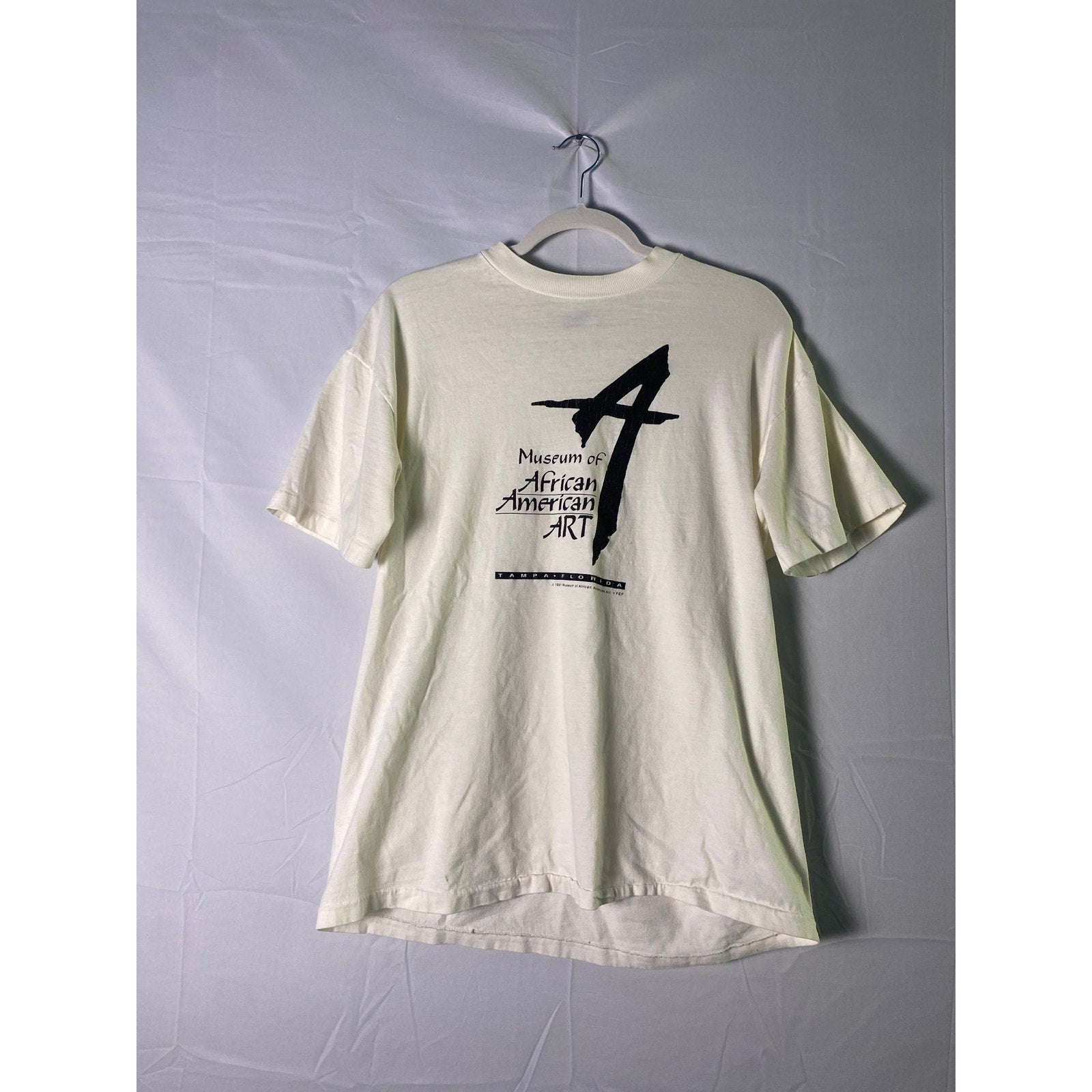Hanes Museum of African American ART Graphic White Shirt Men's Size Large