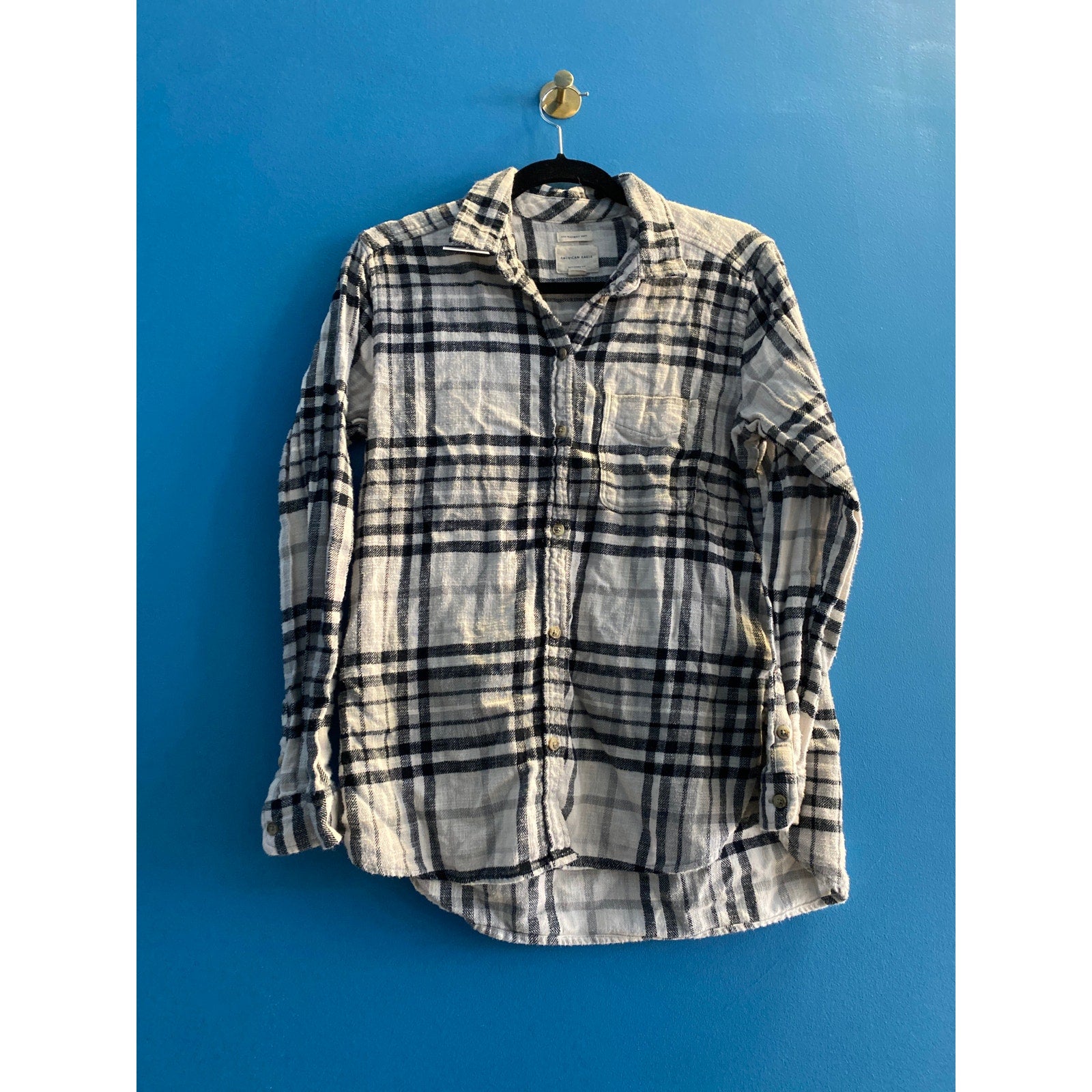 American Eagle Outfitters Black Gray Button Up Flannel Shirt Boyfriend Fit Large
