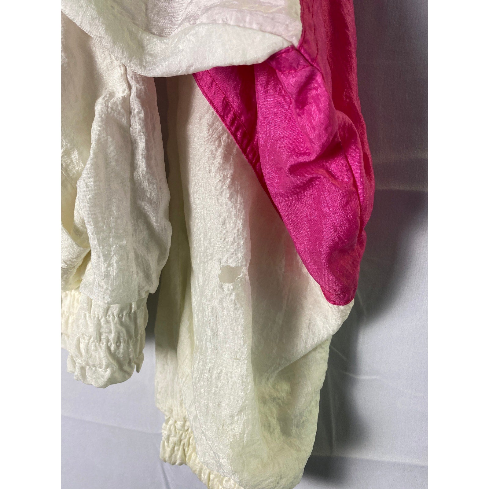 Vintage 80s PUMA White Pink Blue Full Zip Windbreaker Jacket Women's Size Large
