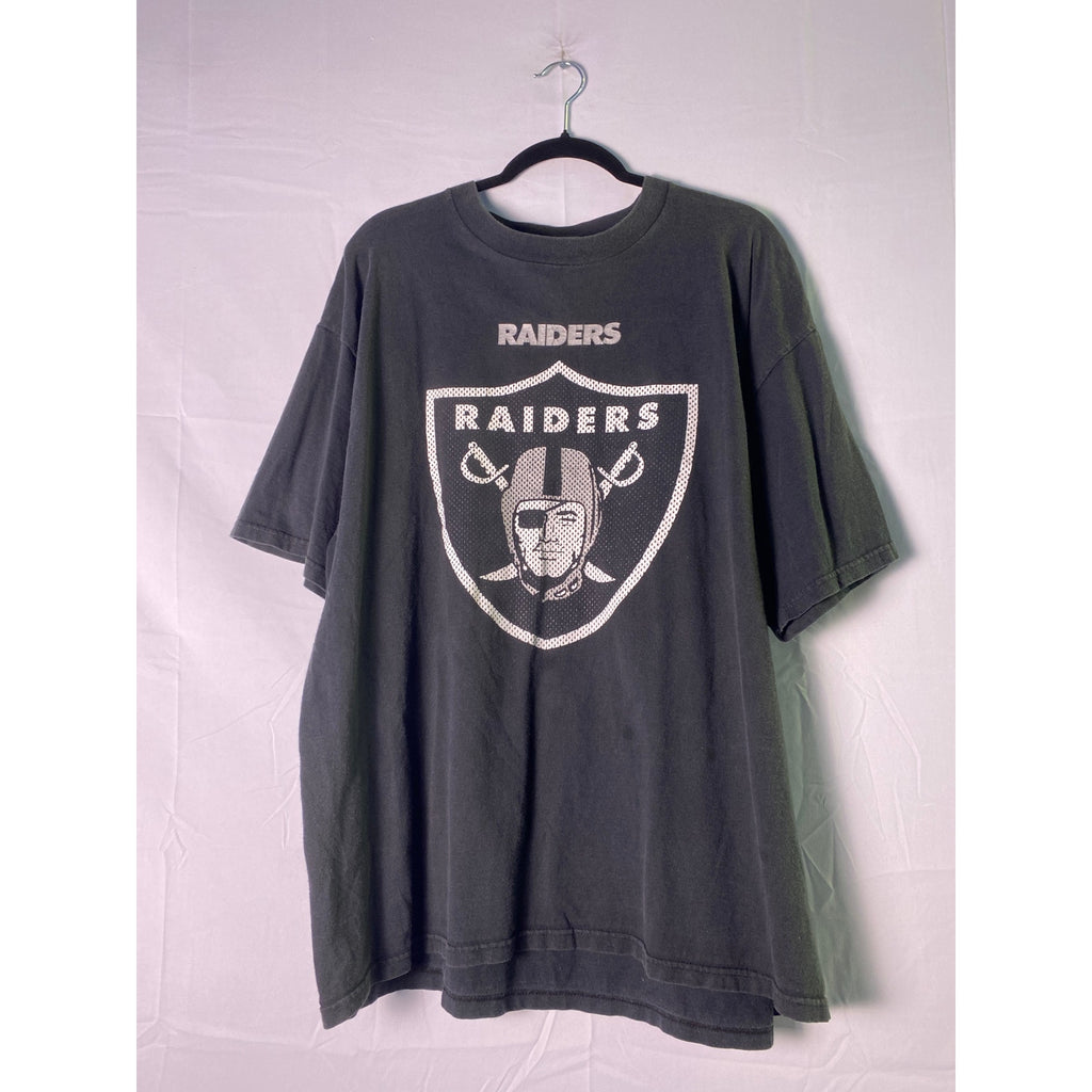 Vintage NFL Starter Los Angeles Raiders Graphic Print Black Shirt Men's Size 2XL