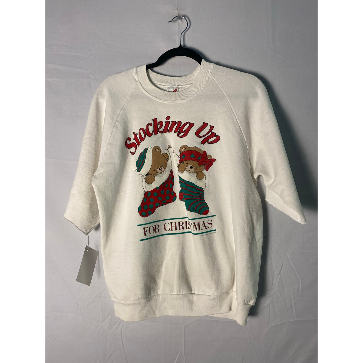 Vintage 80s Jerzees Teddy Bear Stocking Up Xmas Print Cut Off Sleeves Crewneck White Shirt&nbsp;