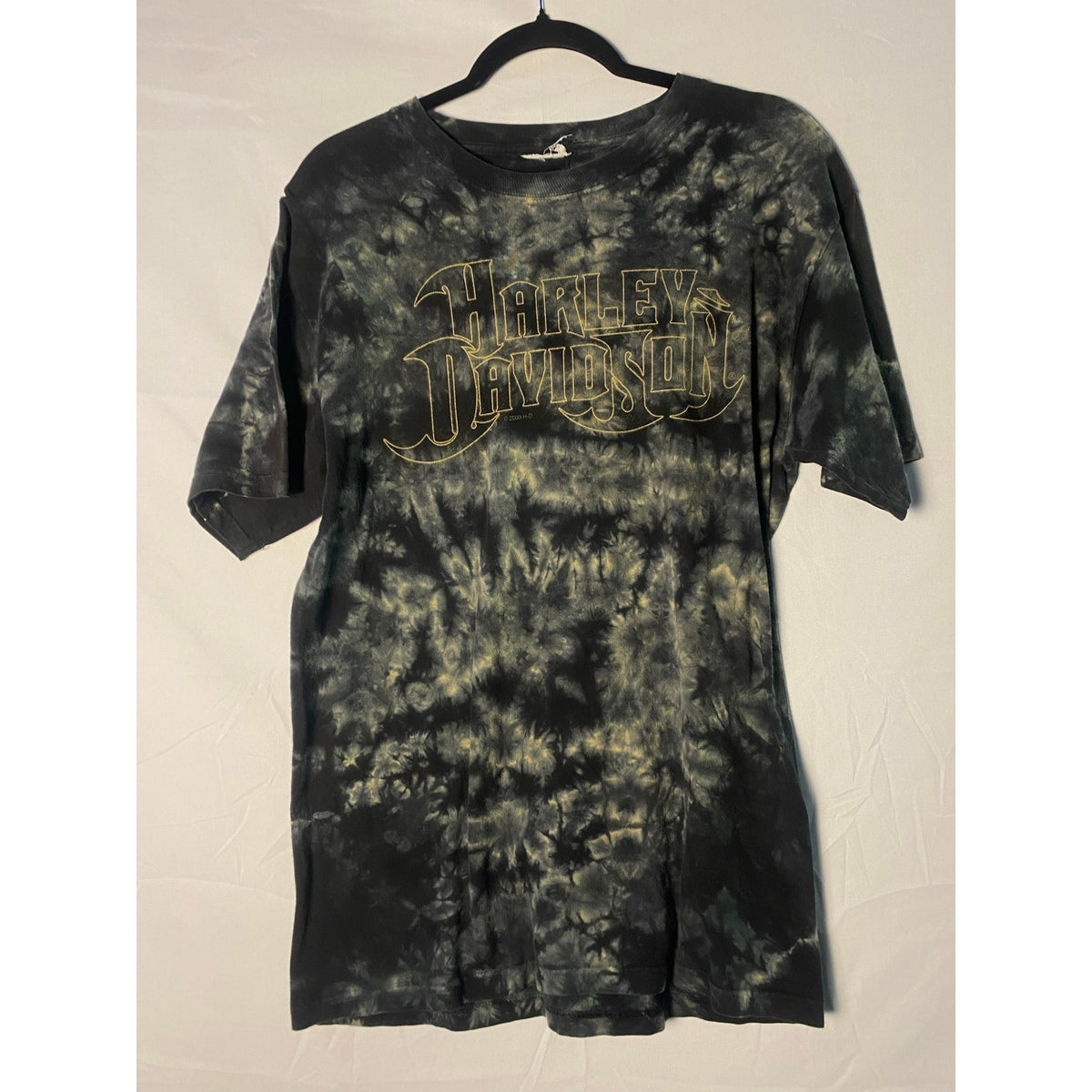 Harley Davidson IndyWest Plainfield, Indiana Black Tie Dye Graphic Shirt Medium?