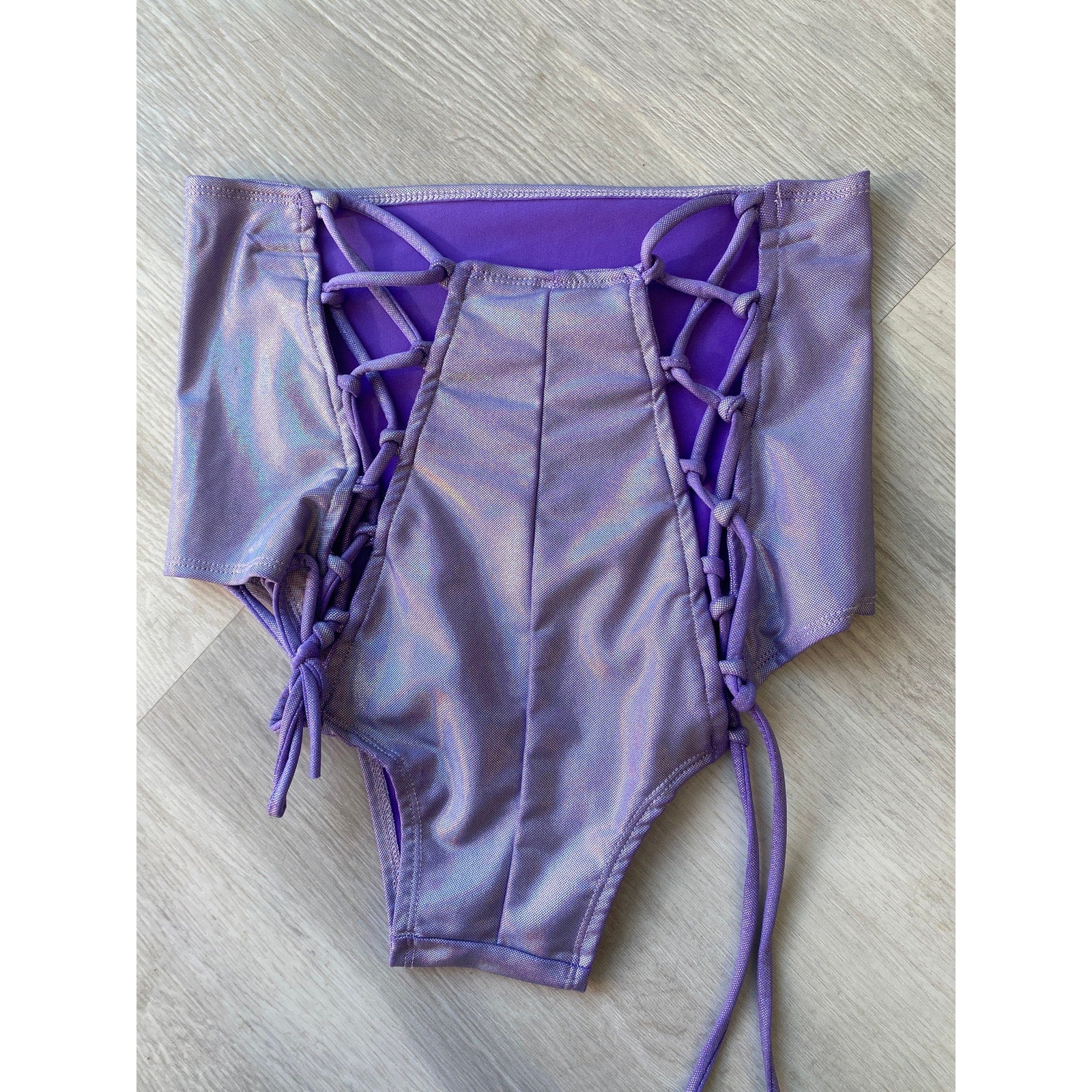 Holographic Lavender Lace-Up Hot Pants High Waist Shorts Women's Size S/M
