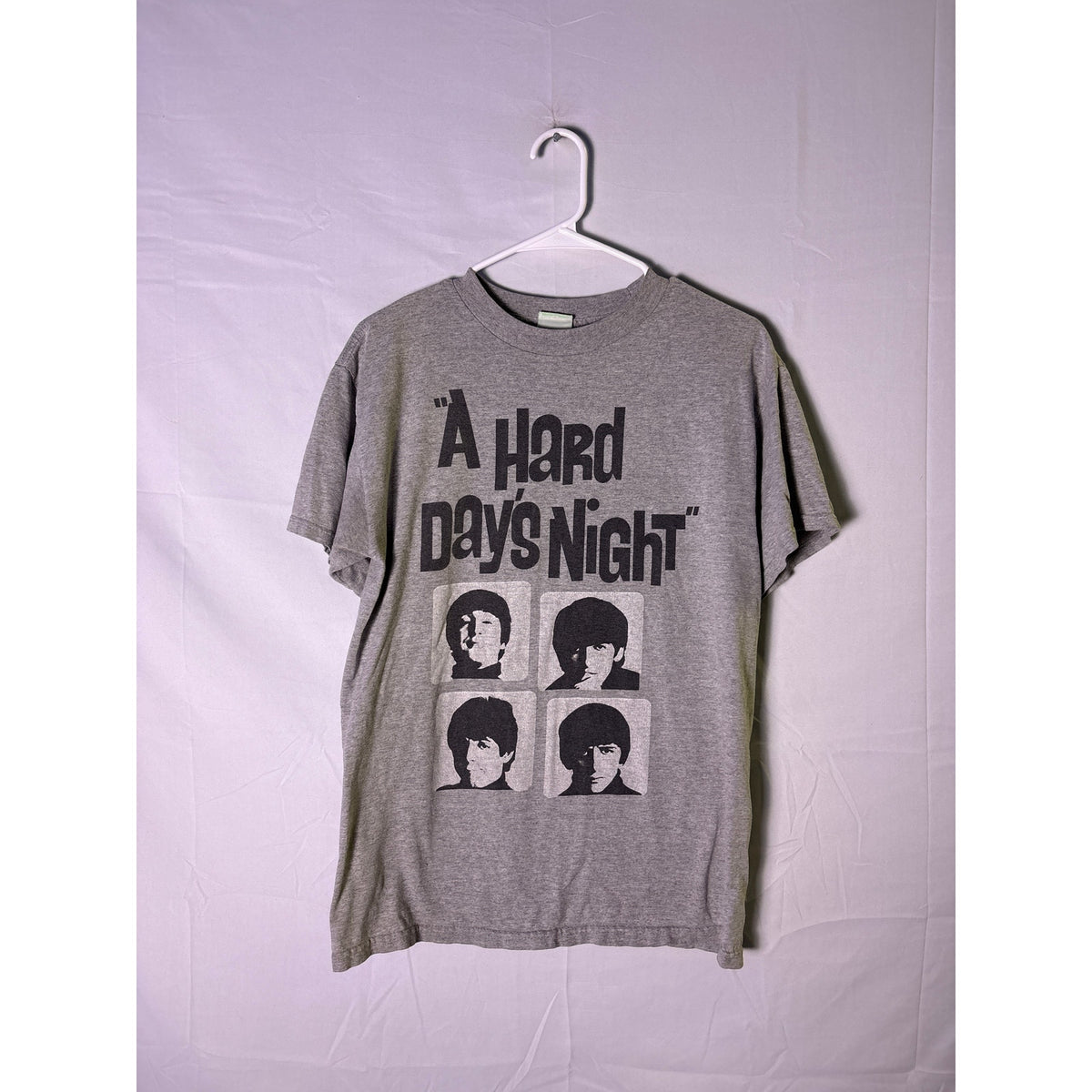 Vintage Y2K The Beatles A Hard Day's Night Graphic Print T-shirt Size Medium