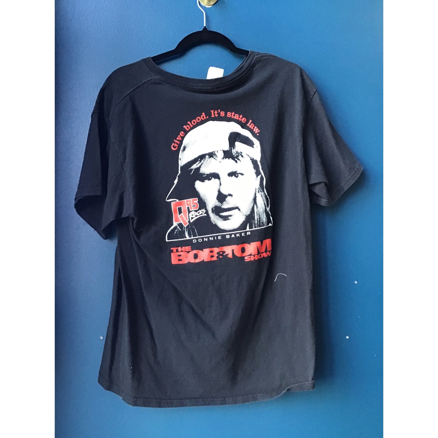 Donnie Baker Q95 Rock’s The Bob & Tom Show Print Black Shirt Men's Size Large