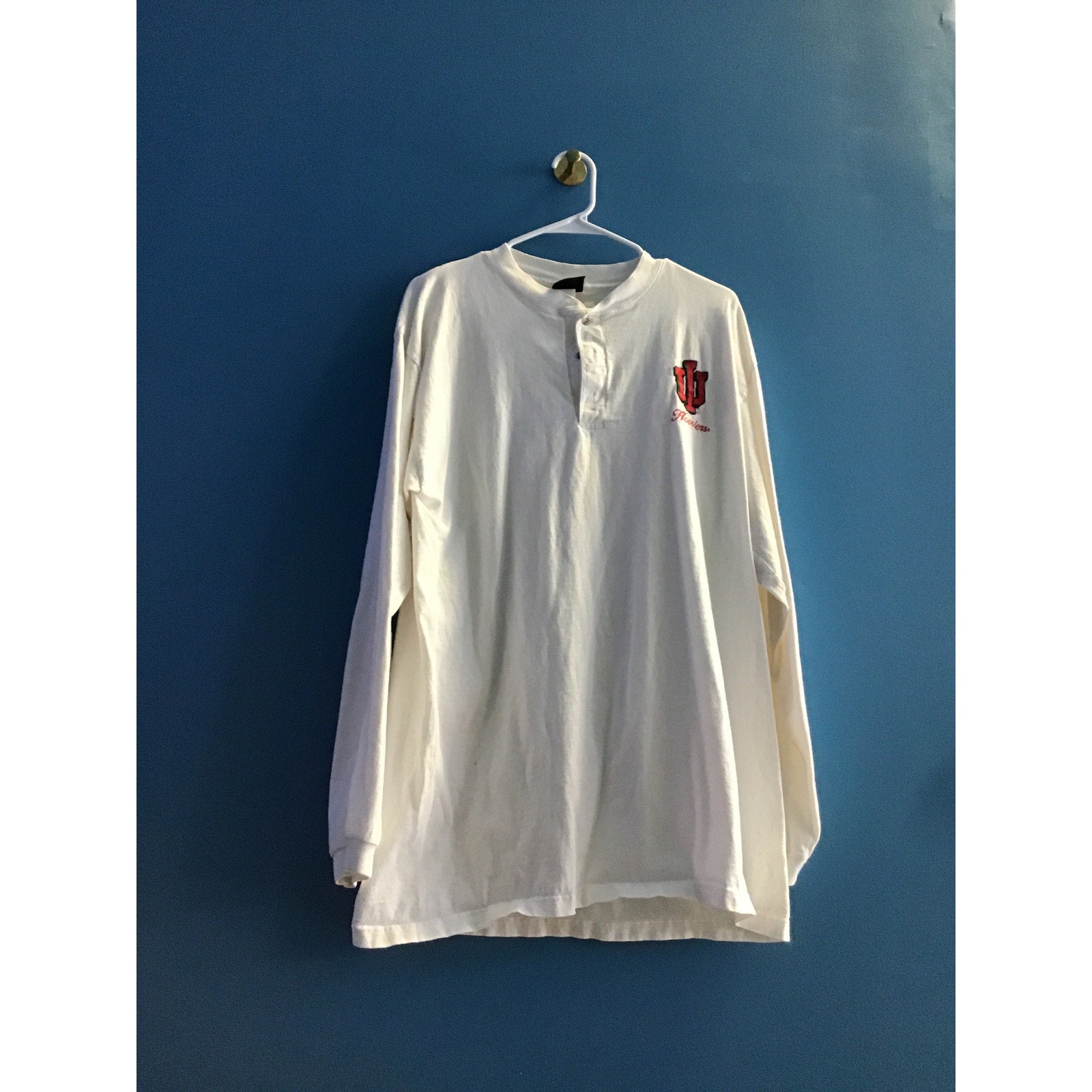 TSI IU Indiana Hoosiers Logo White Henley Long Sleeve 1/4 Buttons Shirt Large