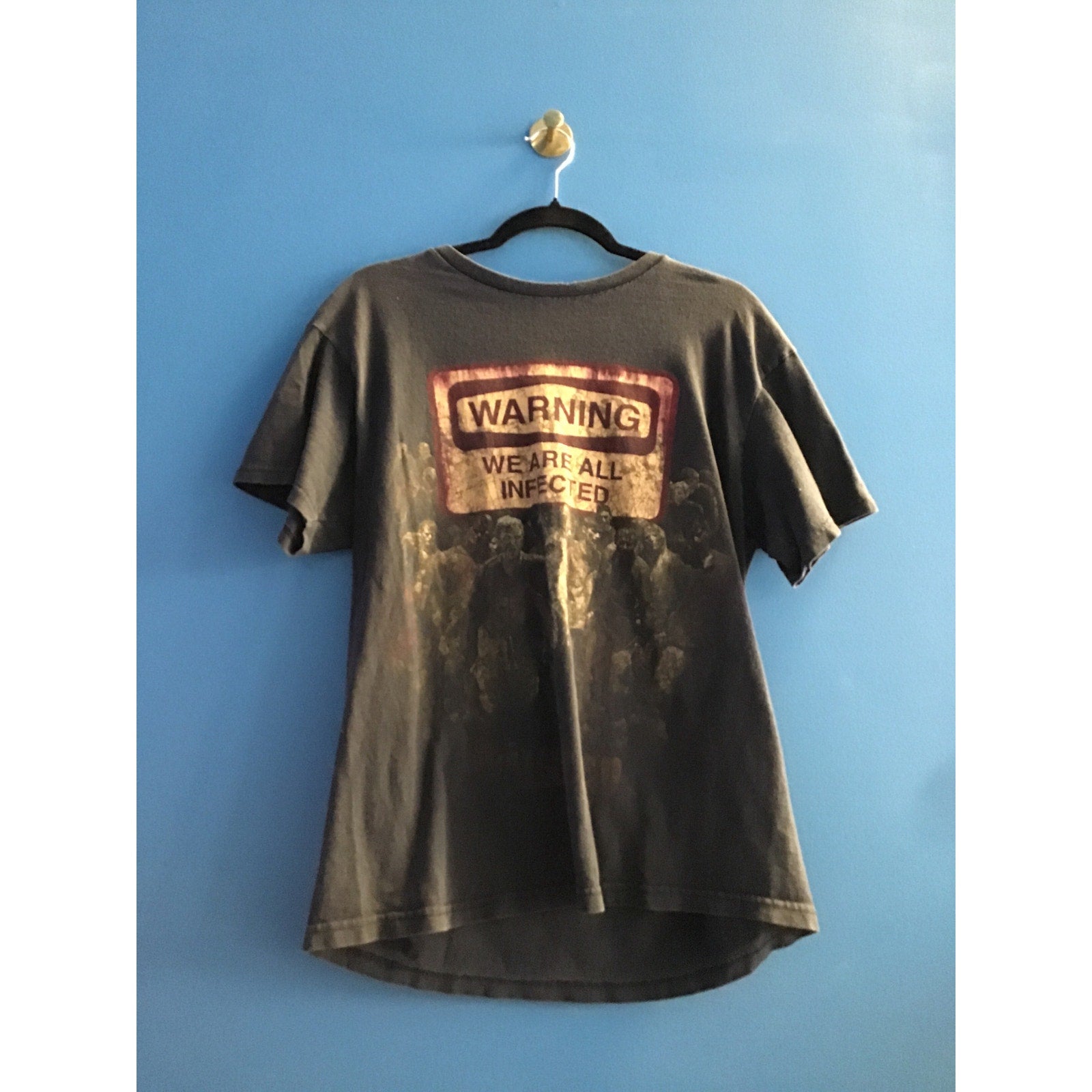 The Walking Dead T-Shirt Warning We Are All Infected Black Adult Size Medium
