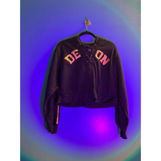 Dereon Black Hoodie Lace Up Cropped Sweatshirt Graphic Print Women's Medium