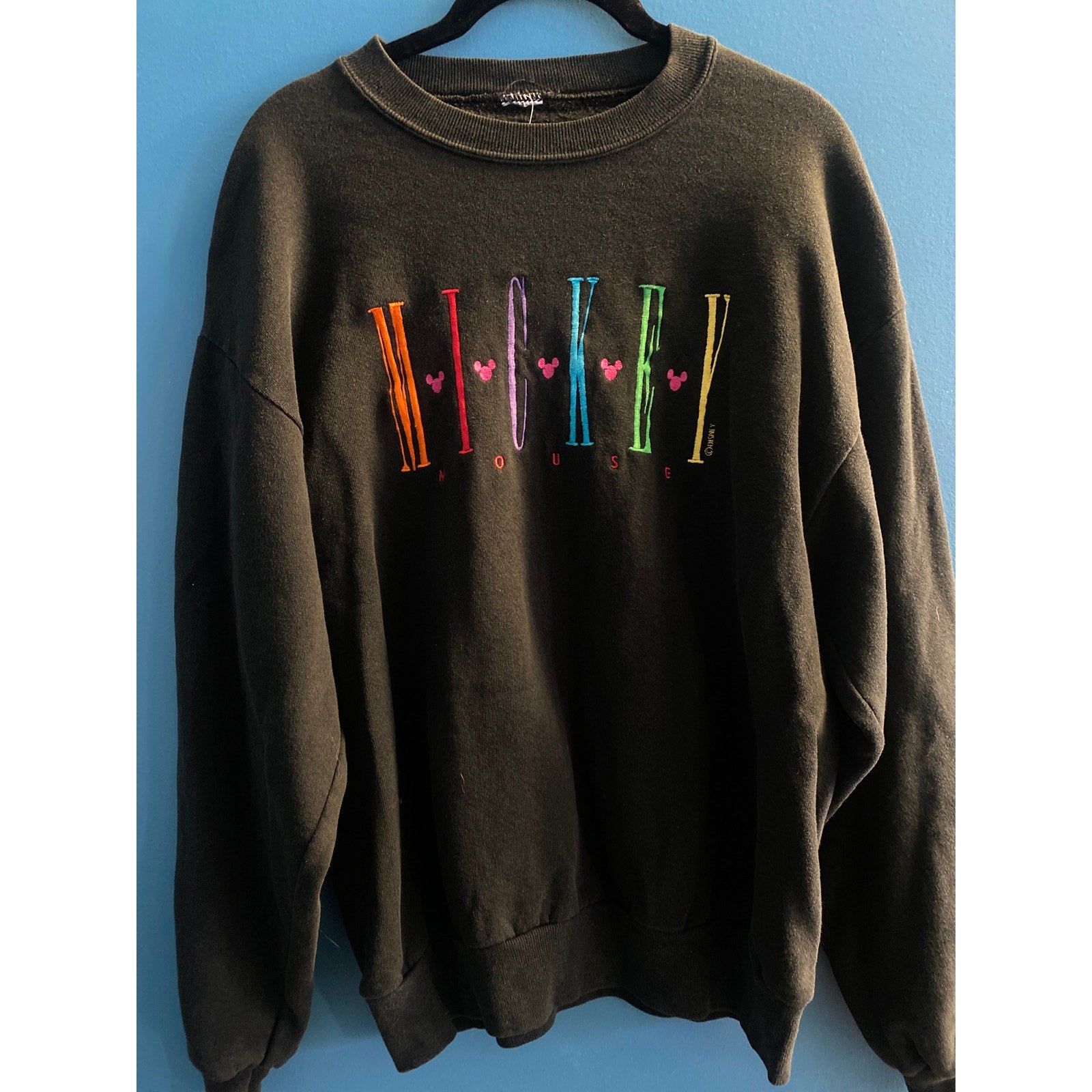 Vintage Mickey Mouse Sweatshirt Black Embroidered Crewneck Disney Pullover M/L