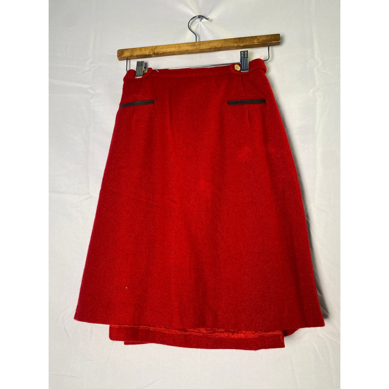Bobbie Brooks A-line Knee Length Red Skirt Women's Size Small/Medium