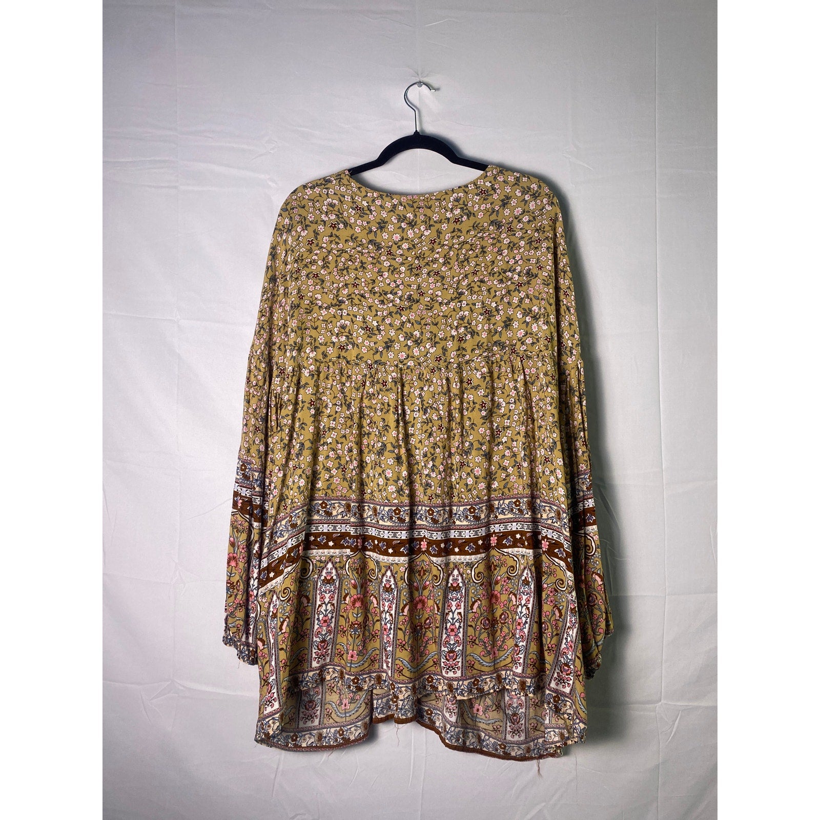 Hayden Los Angeles Tan Floral Flowy Boho Peasant Blouse Top Women's Plus 1XL