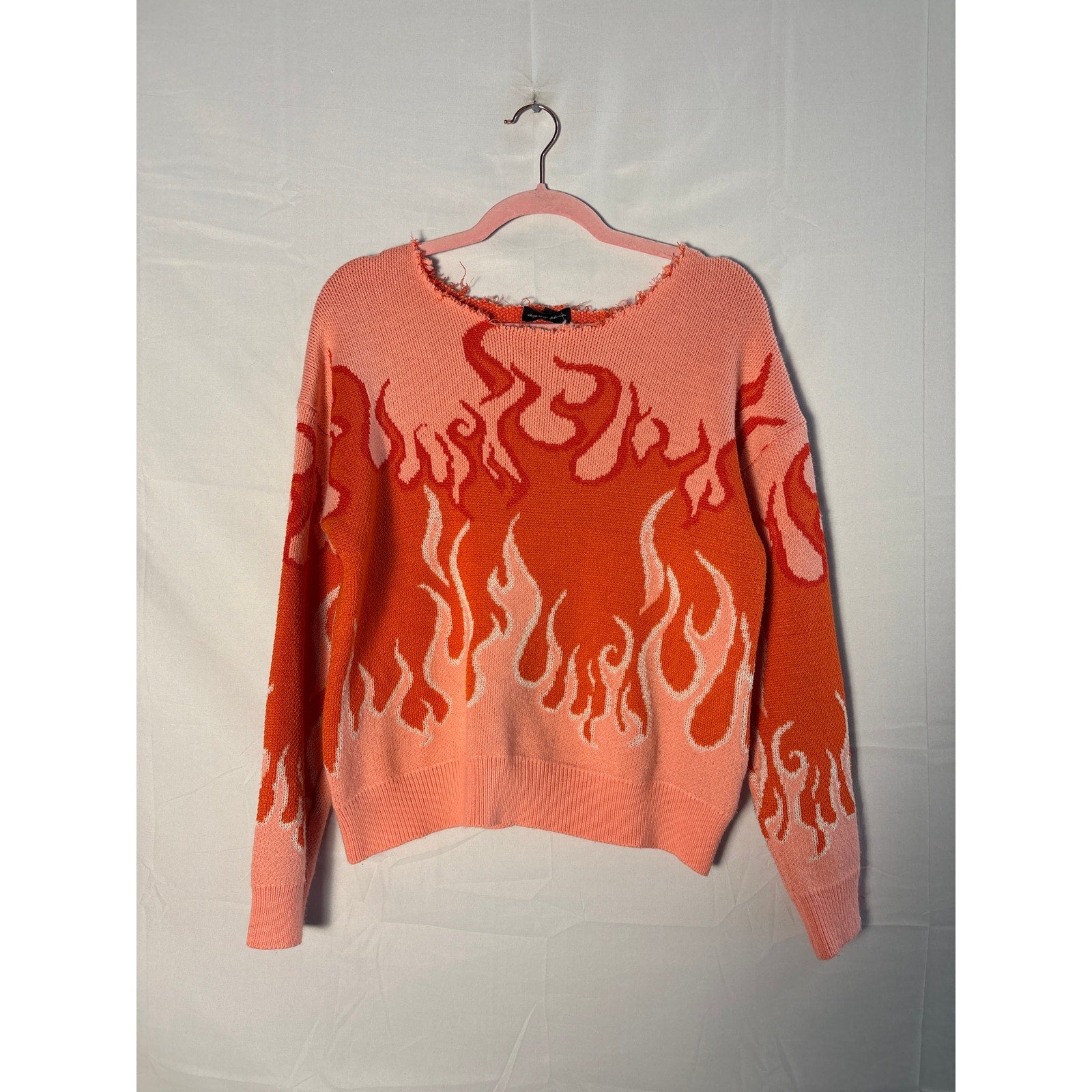 Aqua Blues Livia Red Pink Flame Distressed Sweater Pullover Soft Women's Small