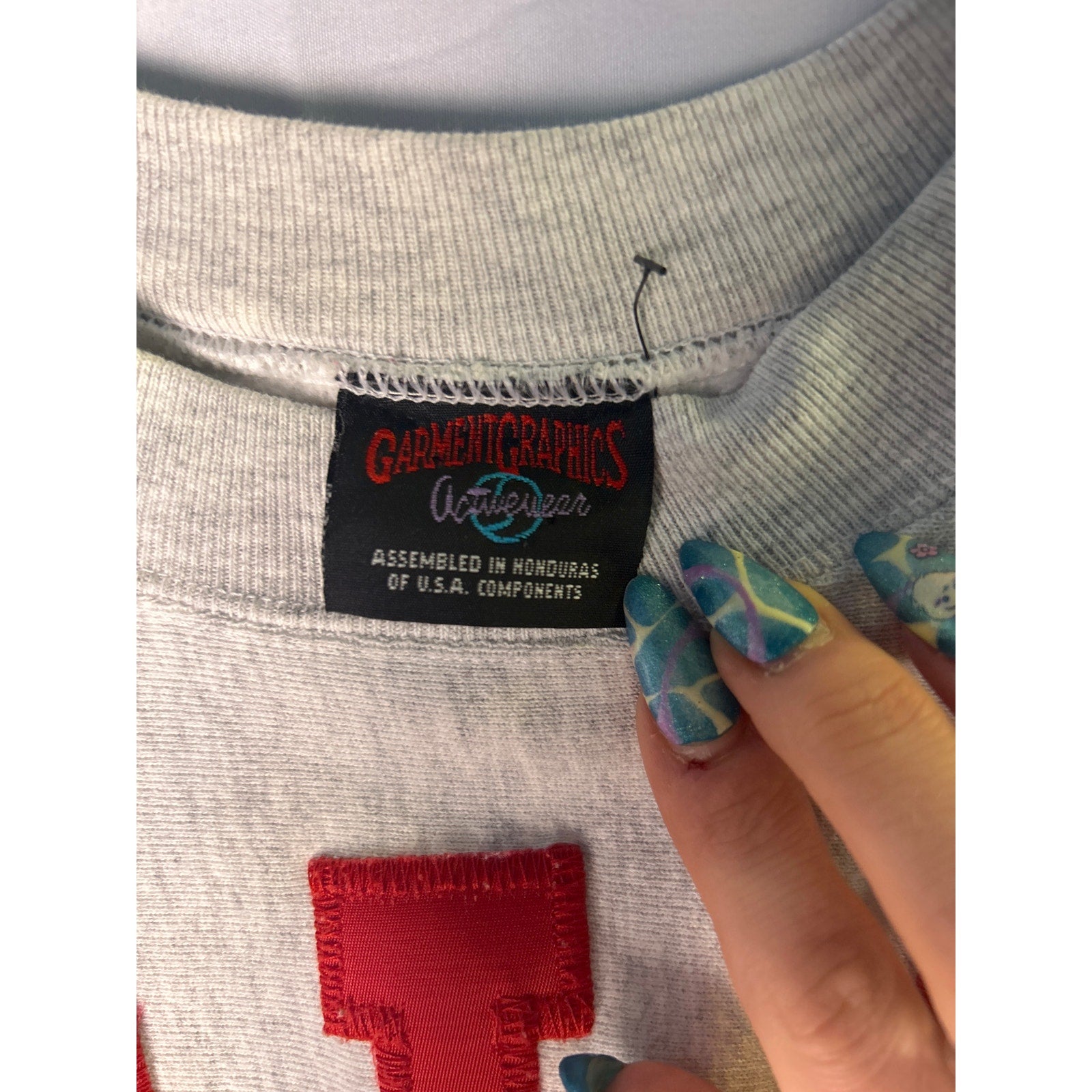 Garment Graphics INDIANA Embroidered Gray Crewneck Sweatshirt Women's Size Large