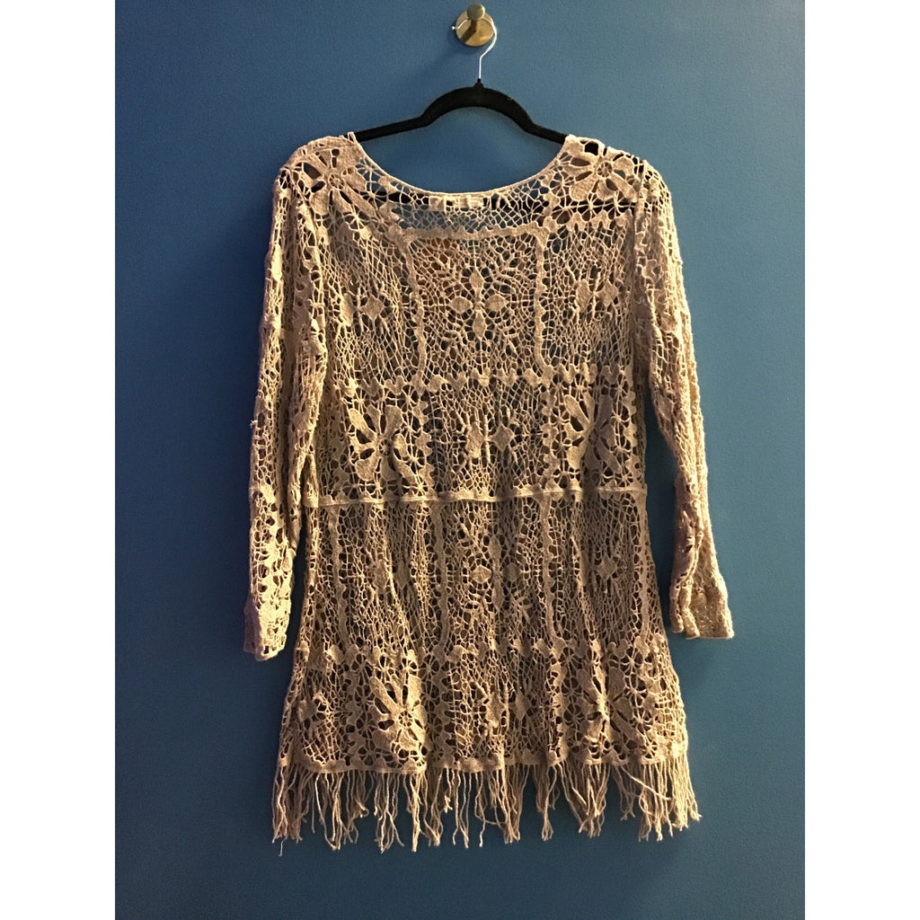 Y2k Cato Beige Crochet top 10 Long Sleeve Shirt Fringed Hem Women's Size Medium