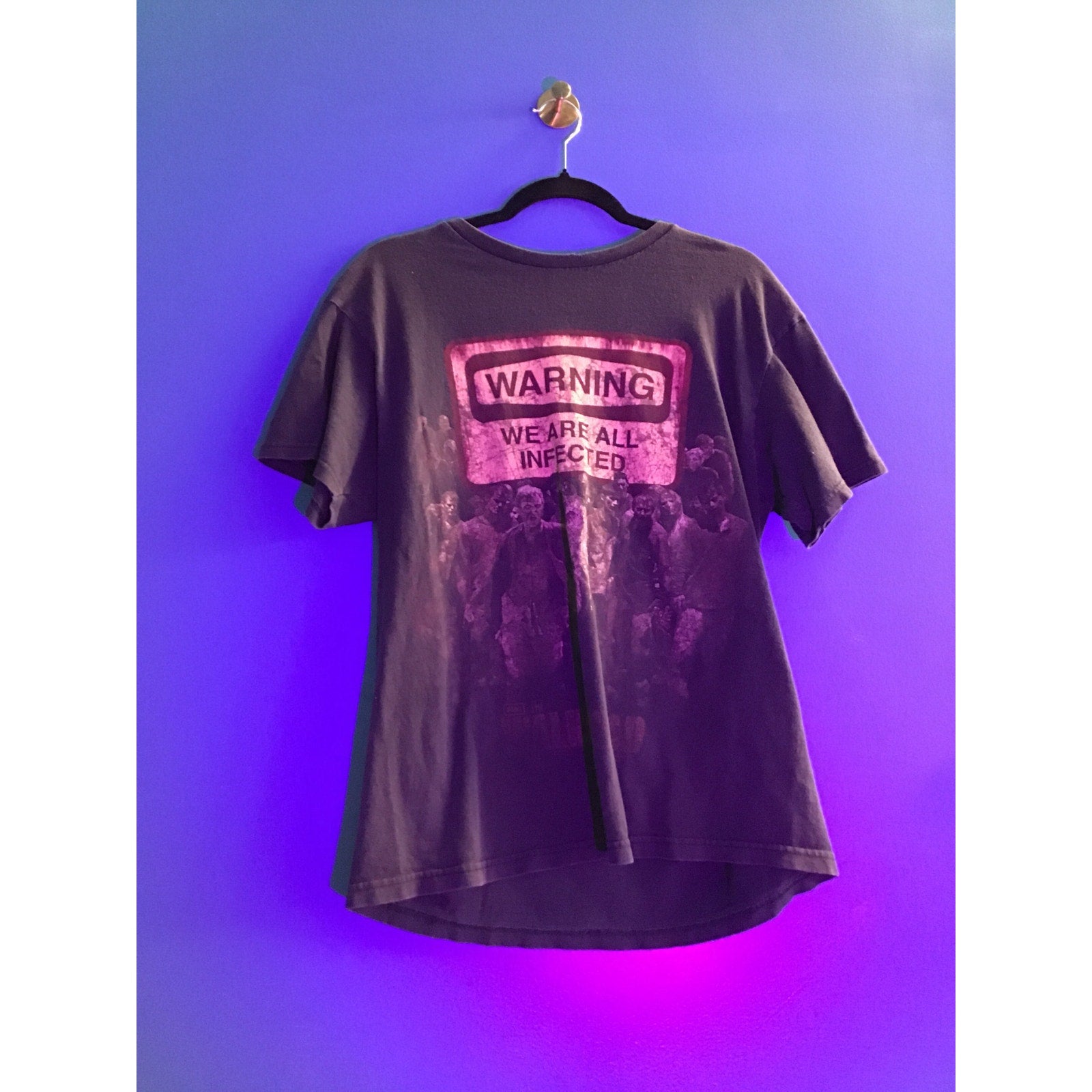 The Walking Dead T-Shirt Warning We Are All Infected Black Adult Size Medium