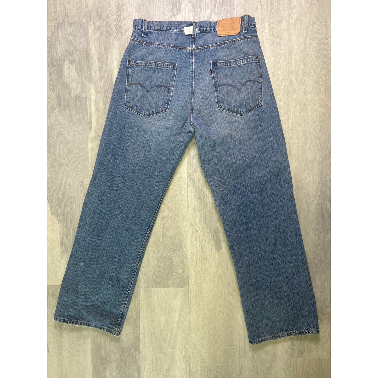 Levi's 579 Baggy Straight Fit Jeans Medium Wash 5-Pockets Men's Size 34x32