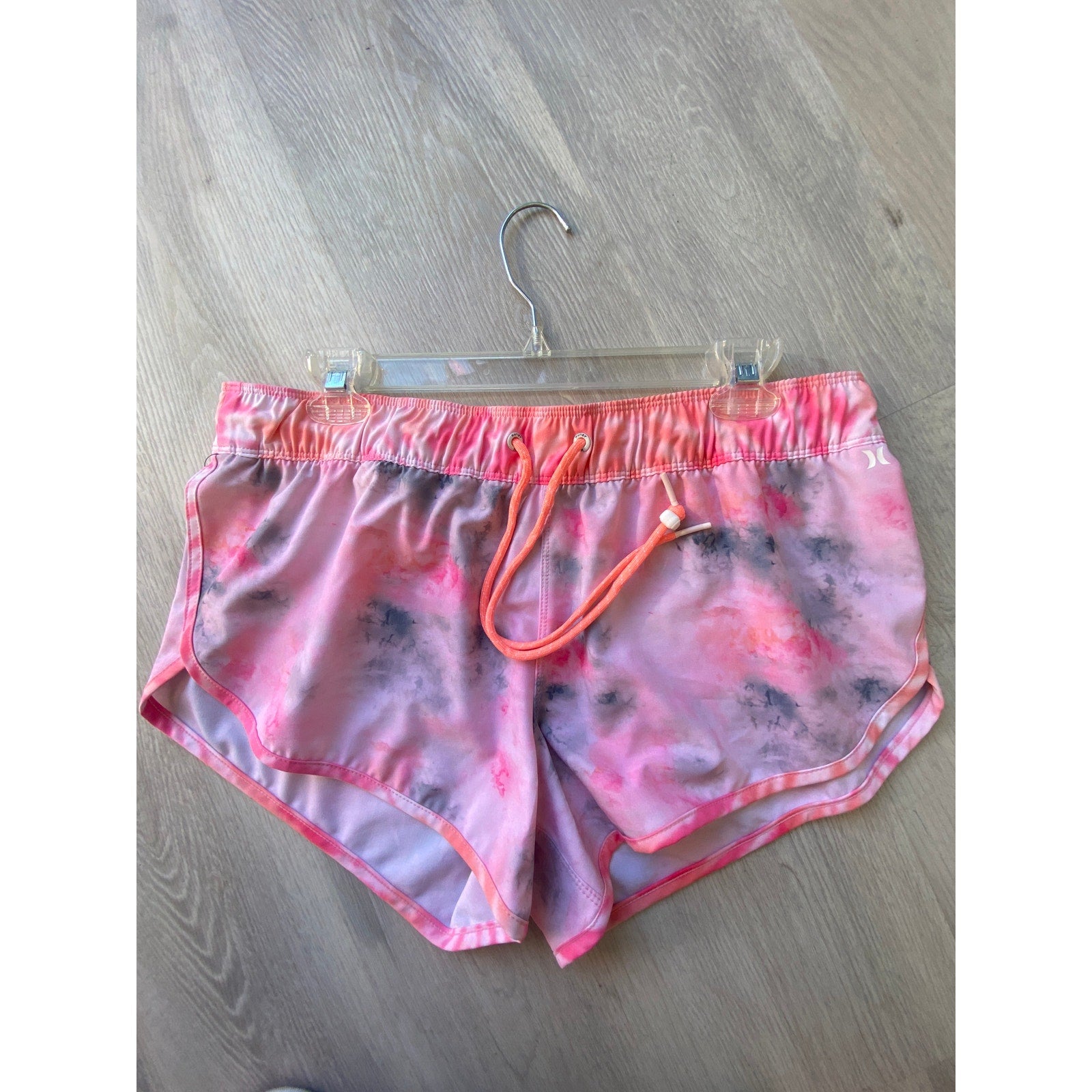 Hurley Hello Kitty Phantom Beachrider Tie Dye Boardshorts Pink Foam Womens Large