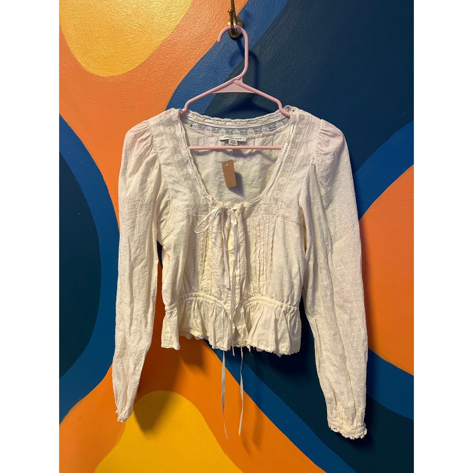 American Eagle White Floral Lace Peplum Top Blouse Scoop Neck Women's Size Small