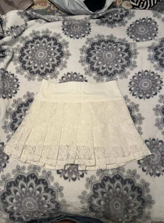 White Floral Lace Pleated Mini Skirt Women's Size XS