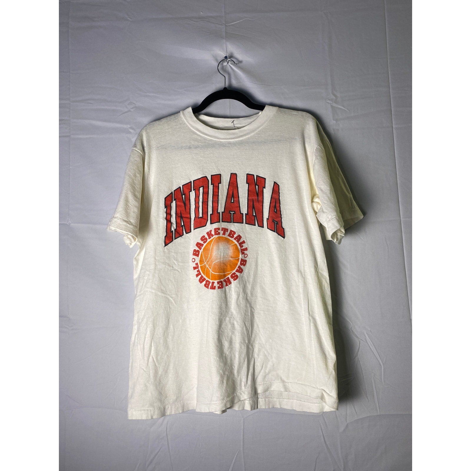 Vintage 90s INDIANA Hoosiers Basketball White T-shirt Women's Size XL