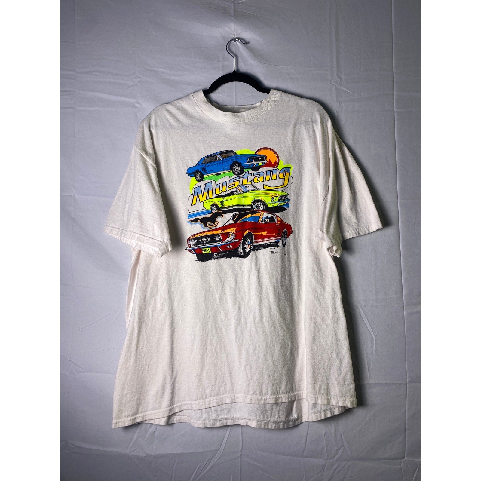 Vintage  Hanes Mustang Muscle Cars Graphic White T-shirt Men's Size XL