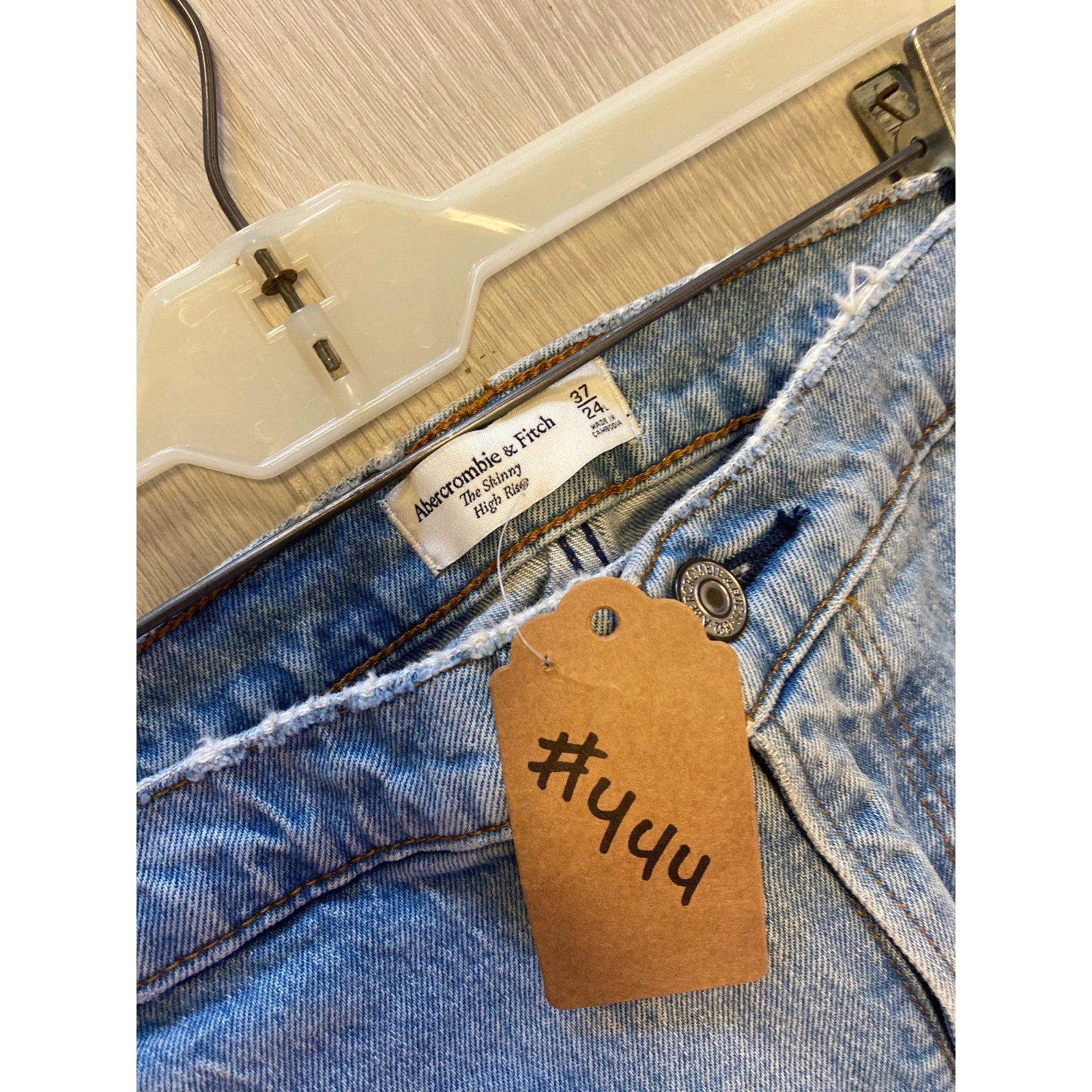 Abercrombie & Fitch The Skinny High Rise Blue Denim Medium Wash Women's 24/37