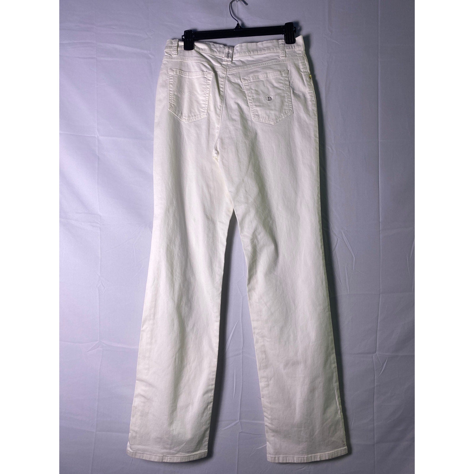 Dismero White Straight Leg Denim Jeans Light Wash Pockets Women's Size 32