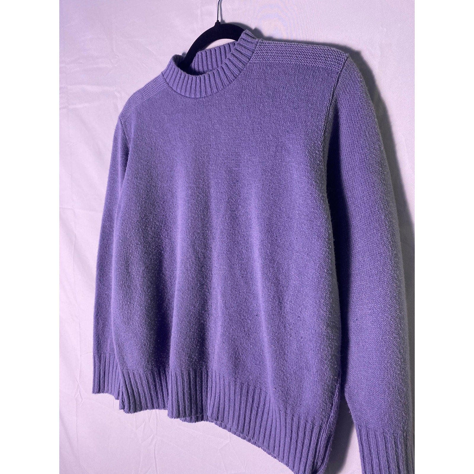 Vintage 70s-80s Lilac Knit Sweater Crewneck Pullover Women's Size Medium