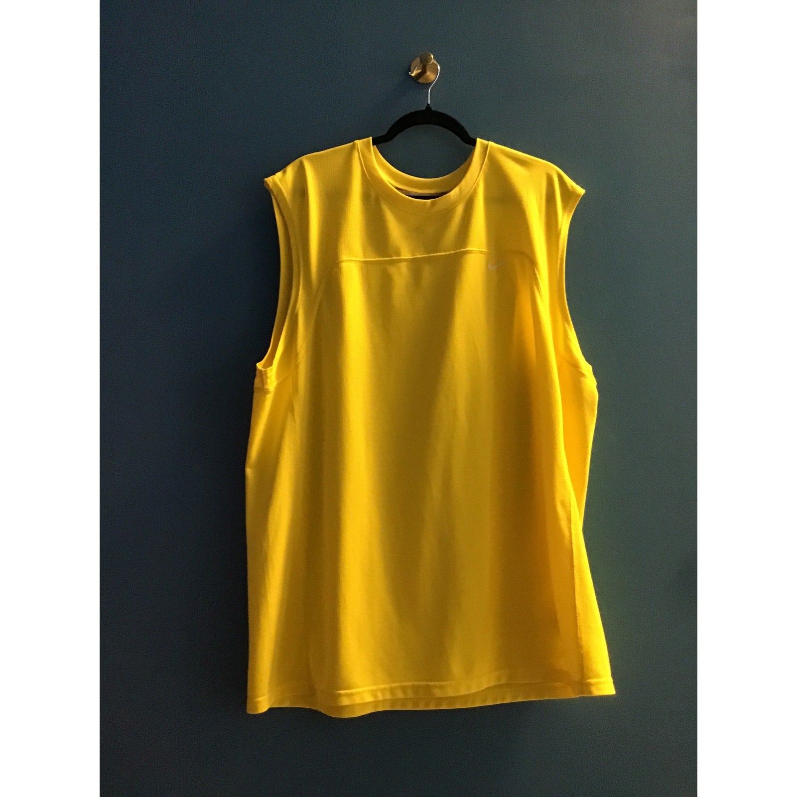 Nike Basketball Yellow Jersey Sleeveless Tank Top Men’s Size XL