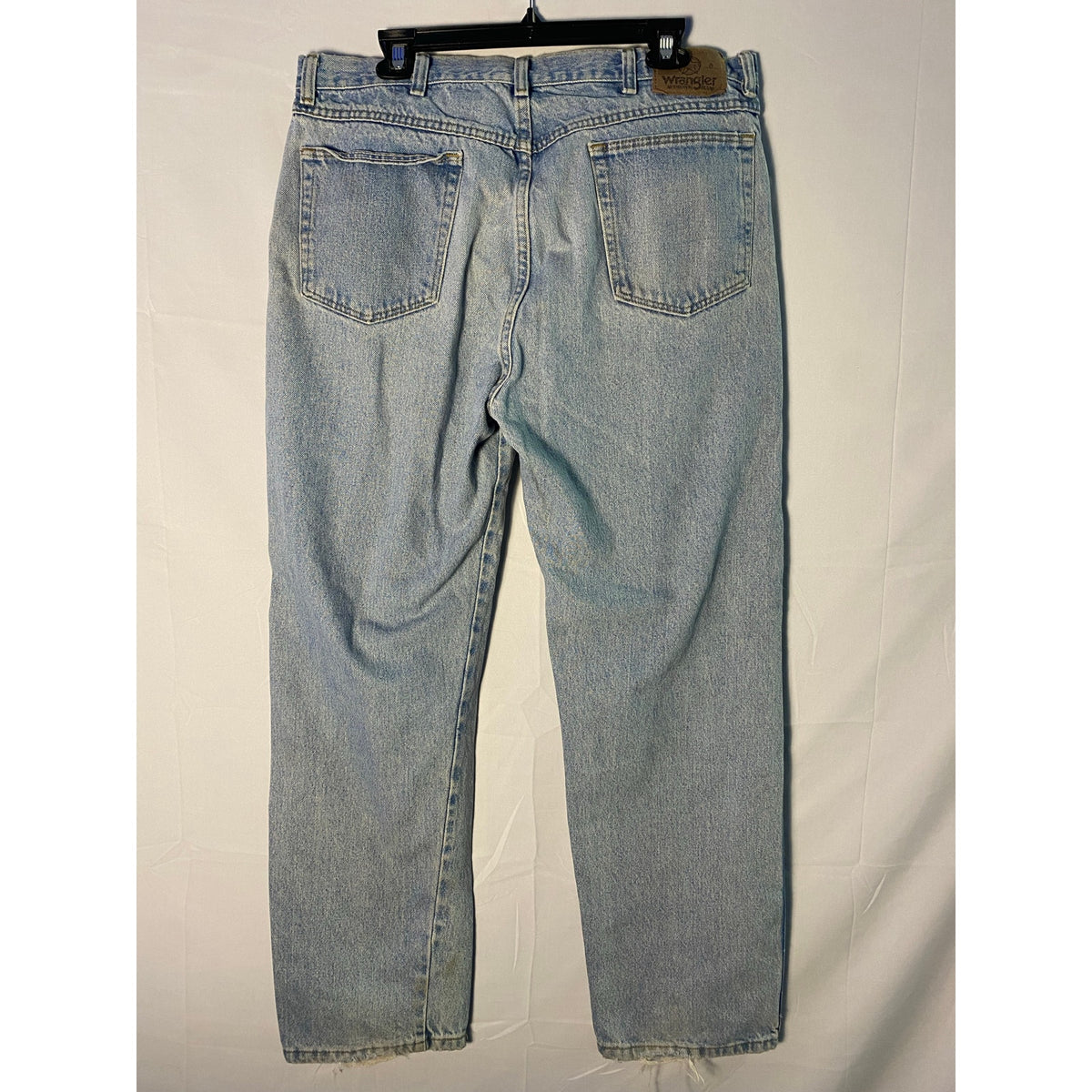 Wrangler Straight Leg Blue Denim Jeans Light Wash Men's Size 38 Pockets