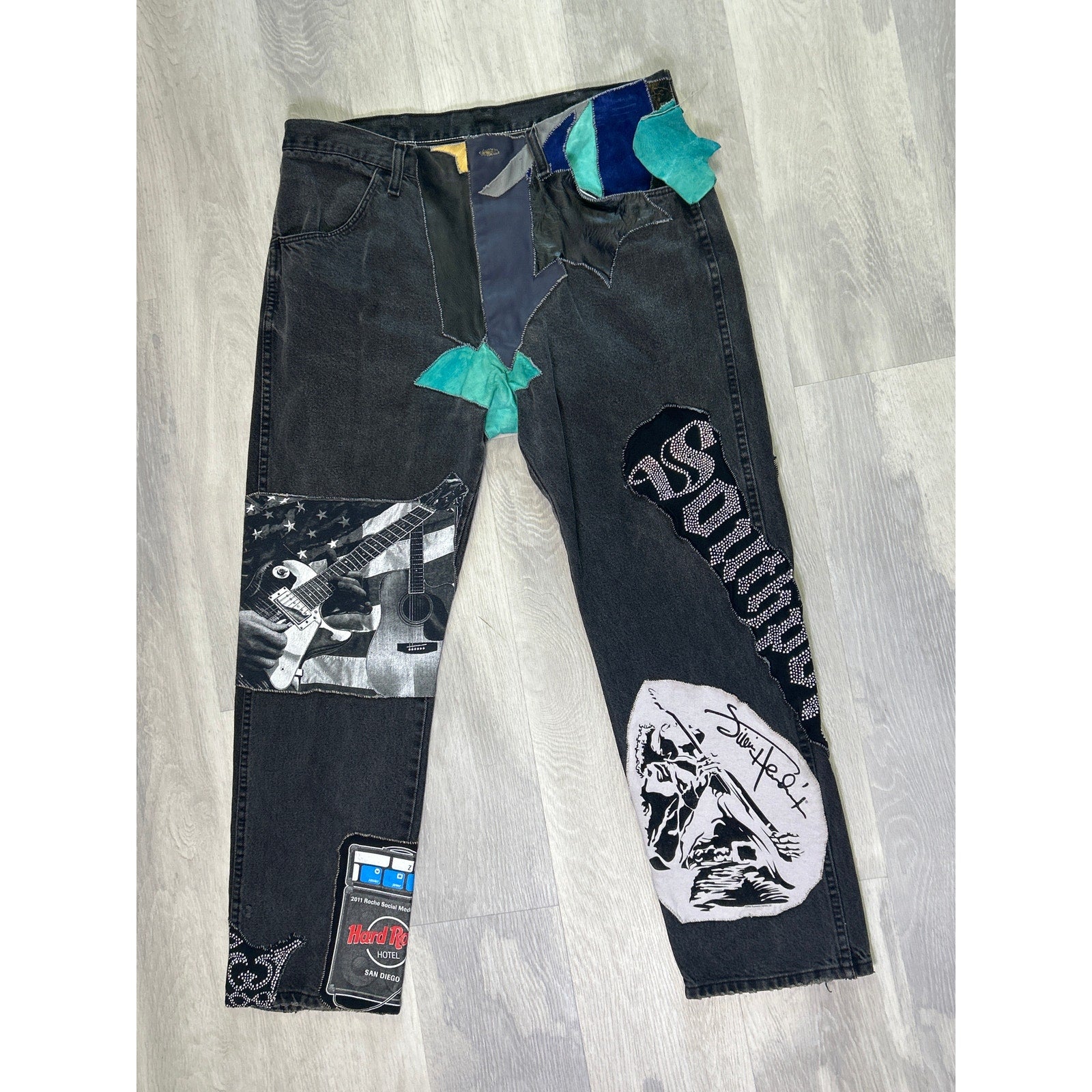 Vintage Custom Patchwork Rock&Roll Hard Rock Cafe Southpole Studded Black Jeans