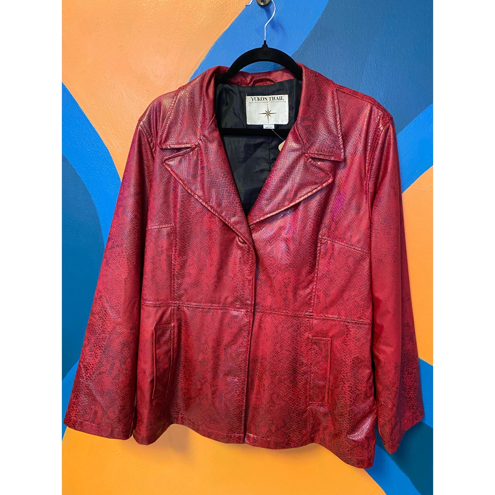 Yukon Trail Red Midwaist Snakeskin Faux Leather Coat Jacket Women's Size Large