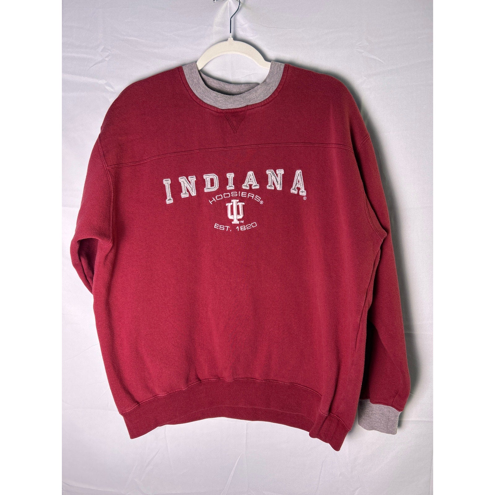 Lee Sport Embroidered Indiana Hoosiers Gray Red Pullover Sweatshirt Men's Large