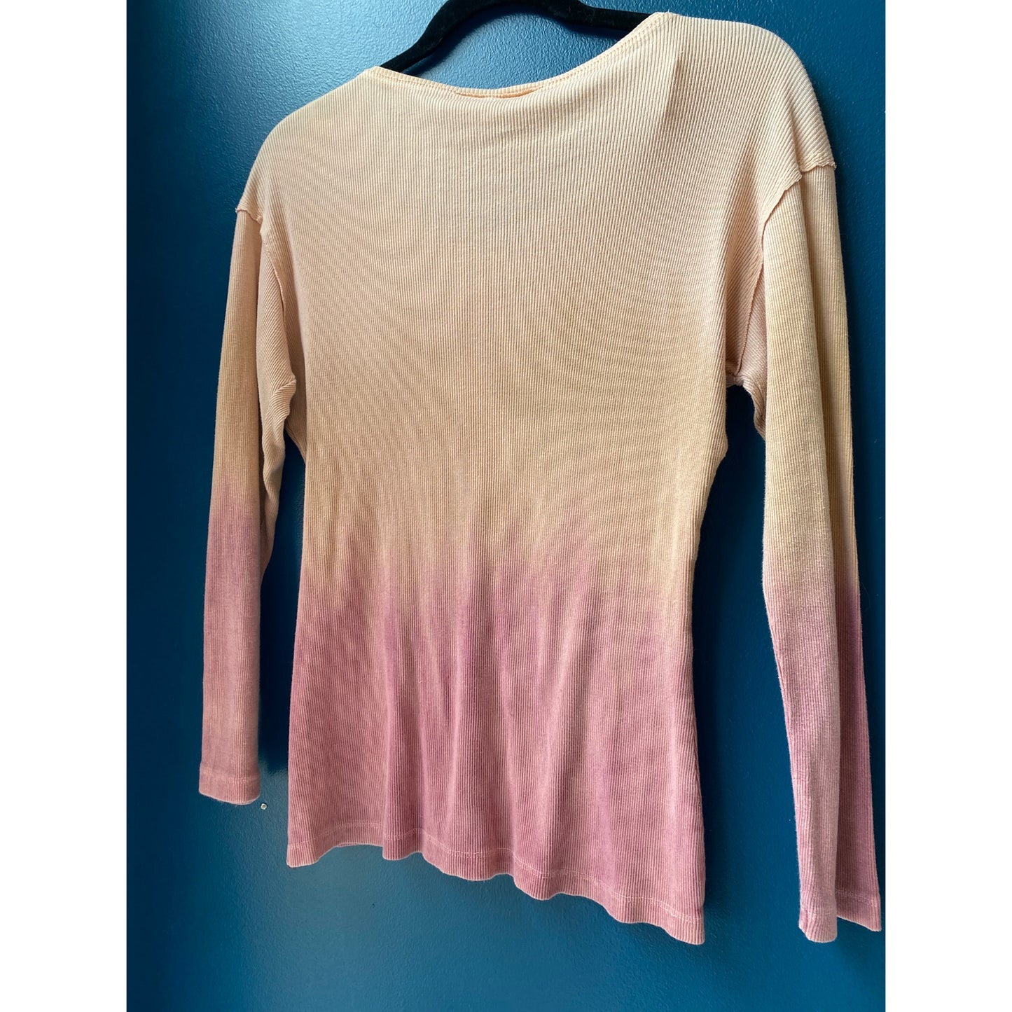 24 Karat Y2k Pink Dip Dye Beaded Knit Top V-neck Long Sleeve Women's Size Medium