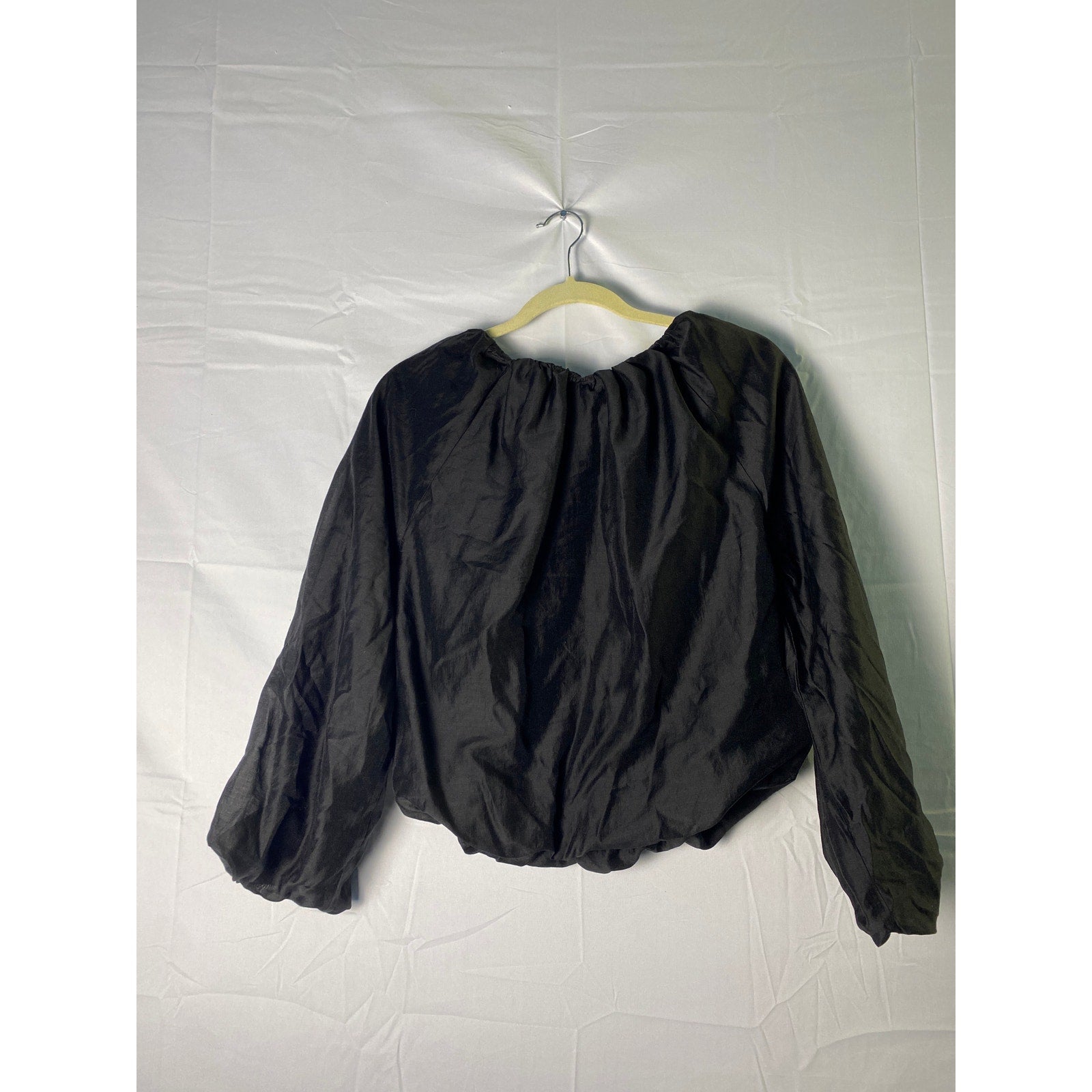 Banana Republic Black Lightweight Balloon Long Sleeve Bubble Top Women's Size XS