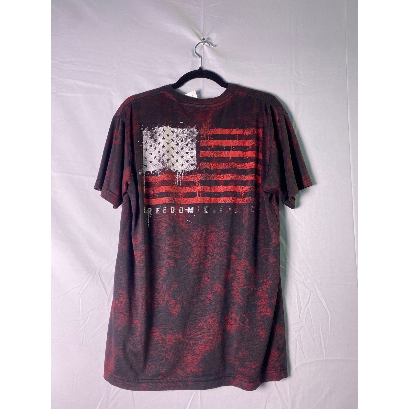 AFFLICTION Painted Freedom Black Red T-Shirt Men's Size Large