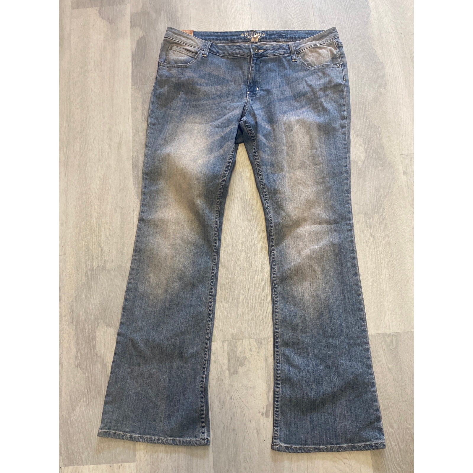 Arizona Jean Company Bootcut Blue Denim Medium Wash Jeans Women's 19 Long