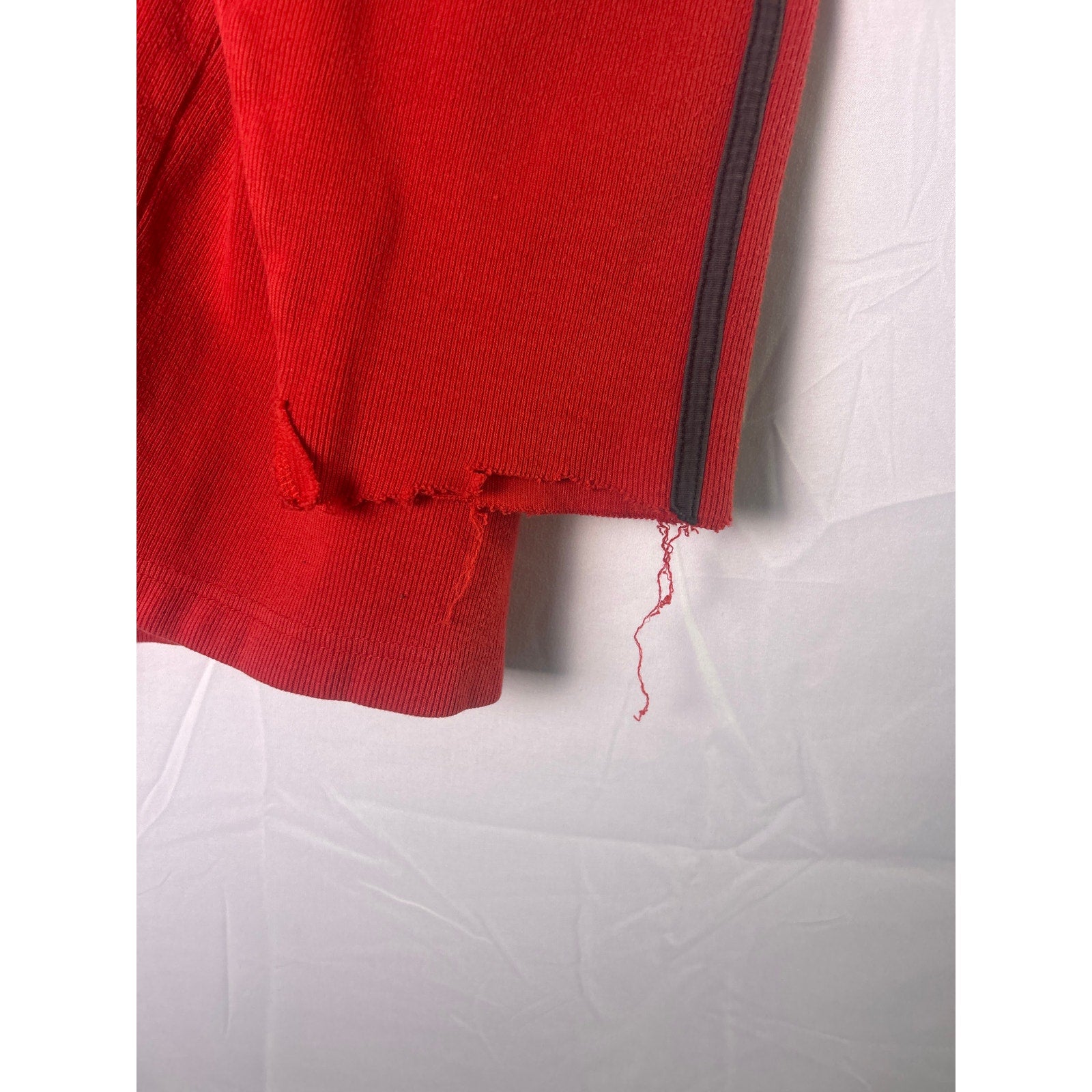Indiana Hoosiers Embroidered Logo Red Long Sleeve Shirt Heavy Men's Size L/XL