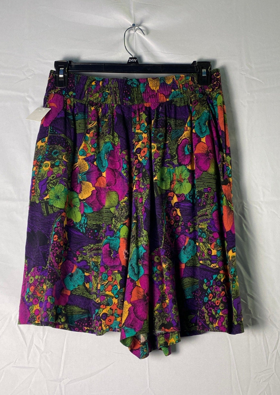 Vintage 80s-90s Norton Mc Naughton Floral Print Shorts Pull On Women's Size 14