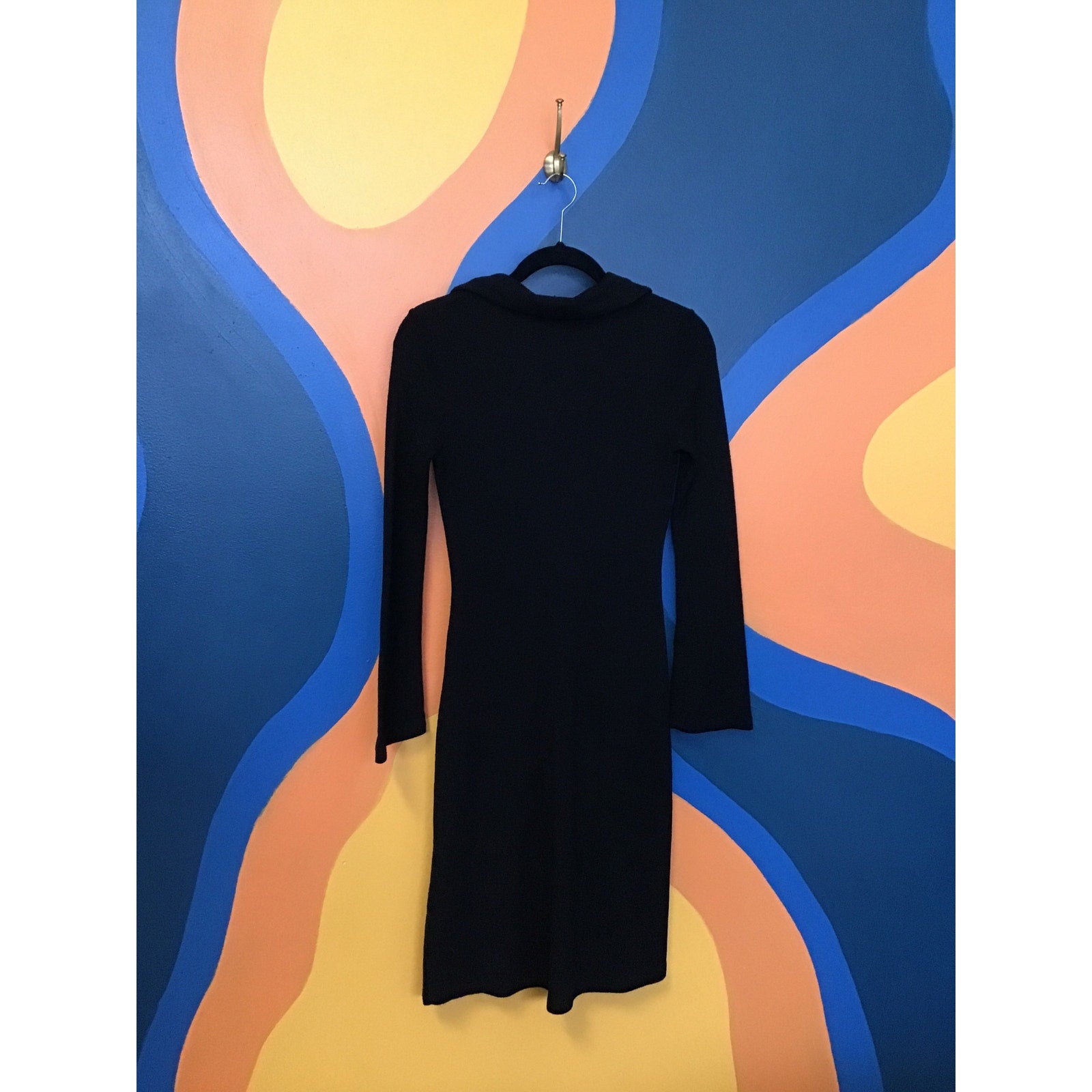 Moa Moa Vintage 90s Black V-neck Knit Flared Sleeve Long Top Womens Size Medium